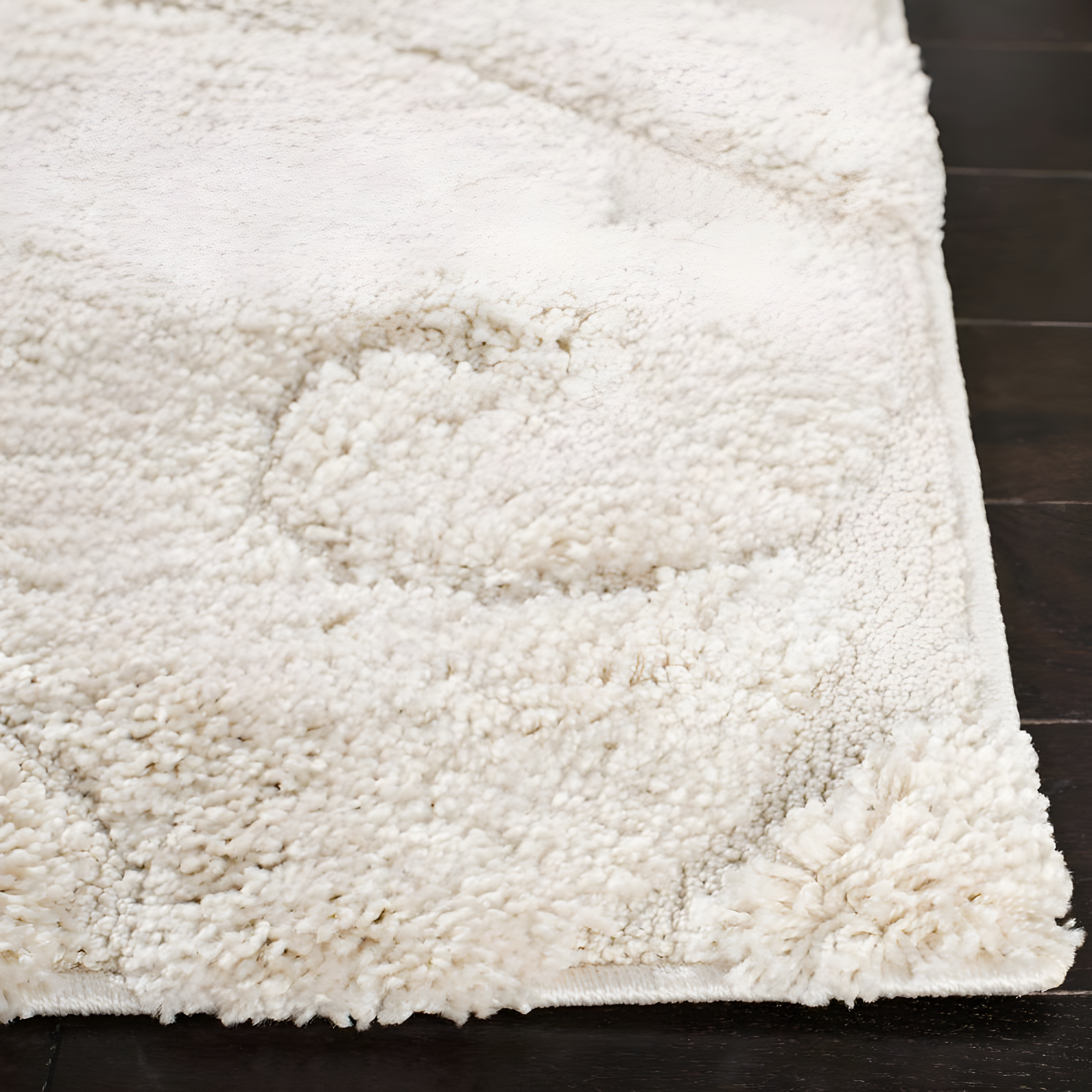 Florida Shag SG455 Power Loomed Indoor Runner Rug - Creme/Creme - 2'3"x11' - Safavieh.