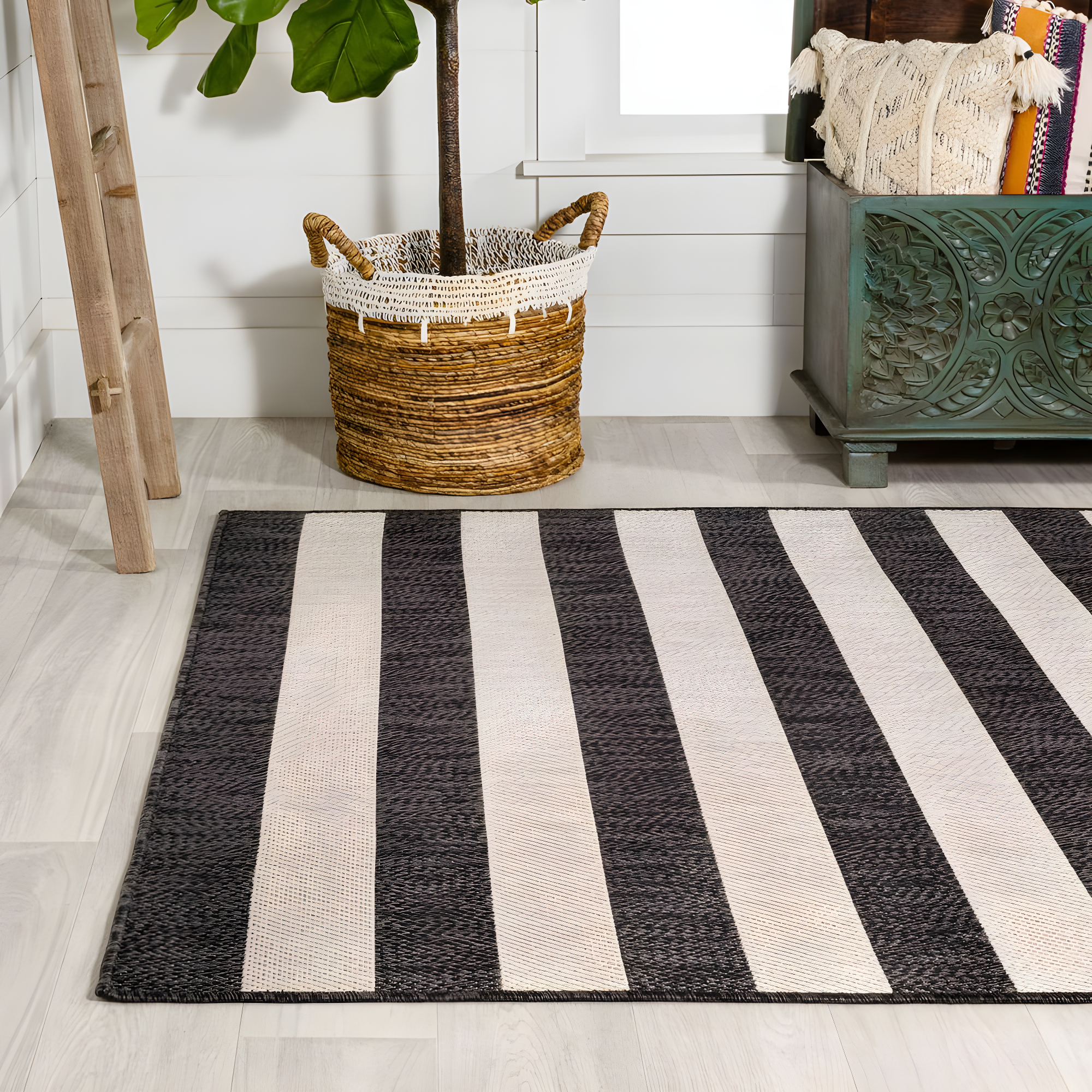 3' x 5' Negril Two-Tone Wide Stripe Indoor/Outdoor Area Rug, Black/Beige - JONATHAN Y