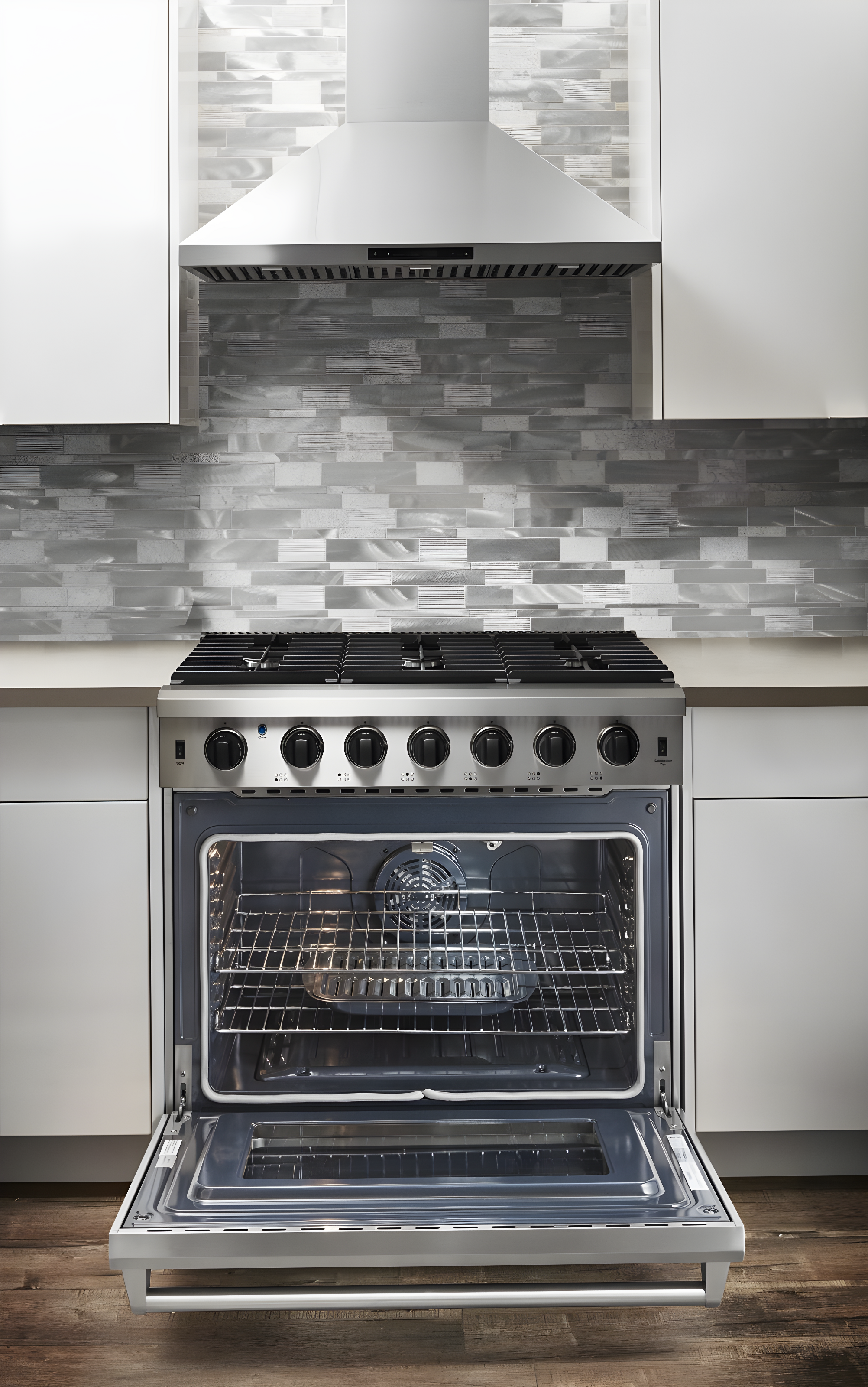 THOR 36-Inch Gas Range, 6 Burners - Stainless Steel (LRG3601U)