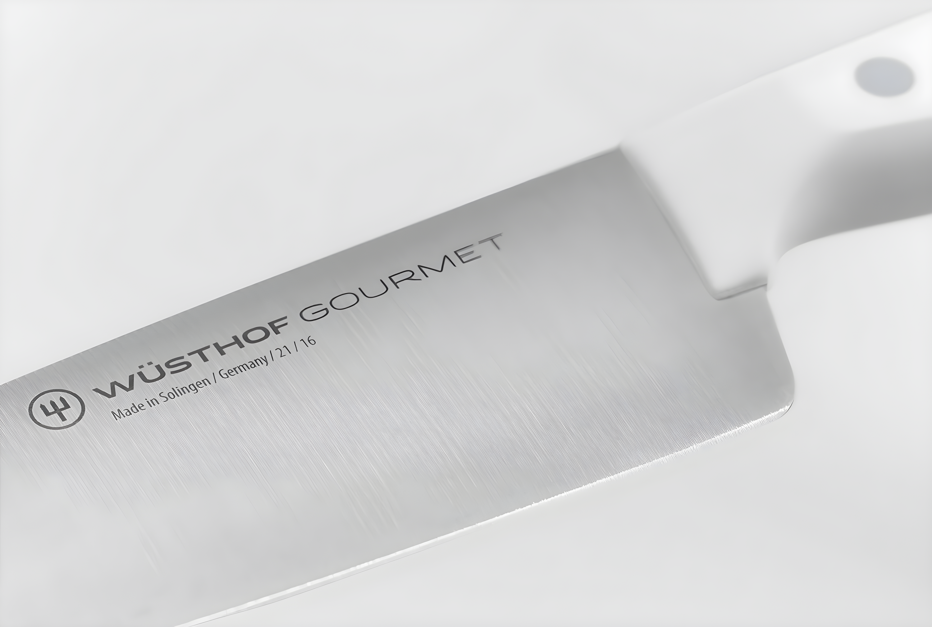 Wusthof Gourmet 8" White High Carbon Stainless Steel Chef's Knife