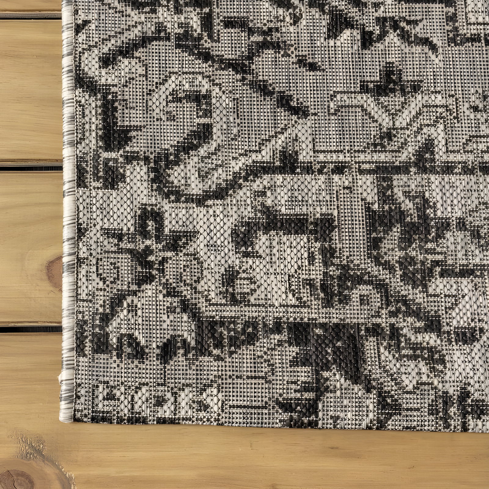 5' Round Estrella Bohemian Medallion Textured Weave Indoor/Outdoor Area Rug, Black/Gray - JONATHAN Y