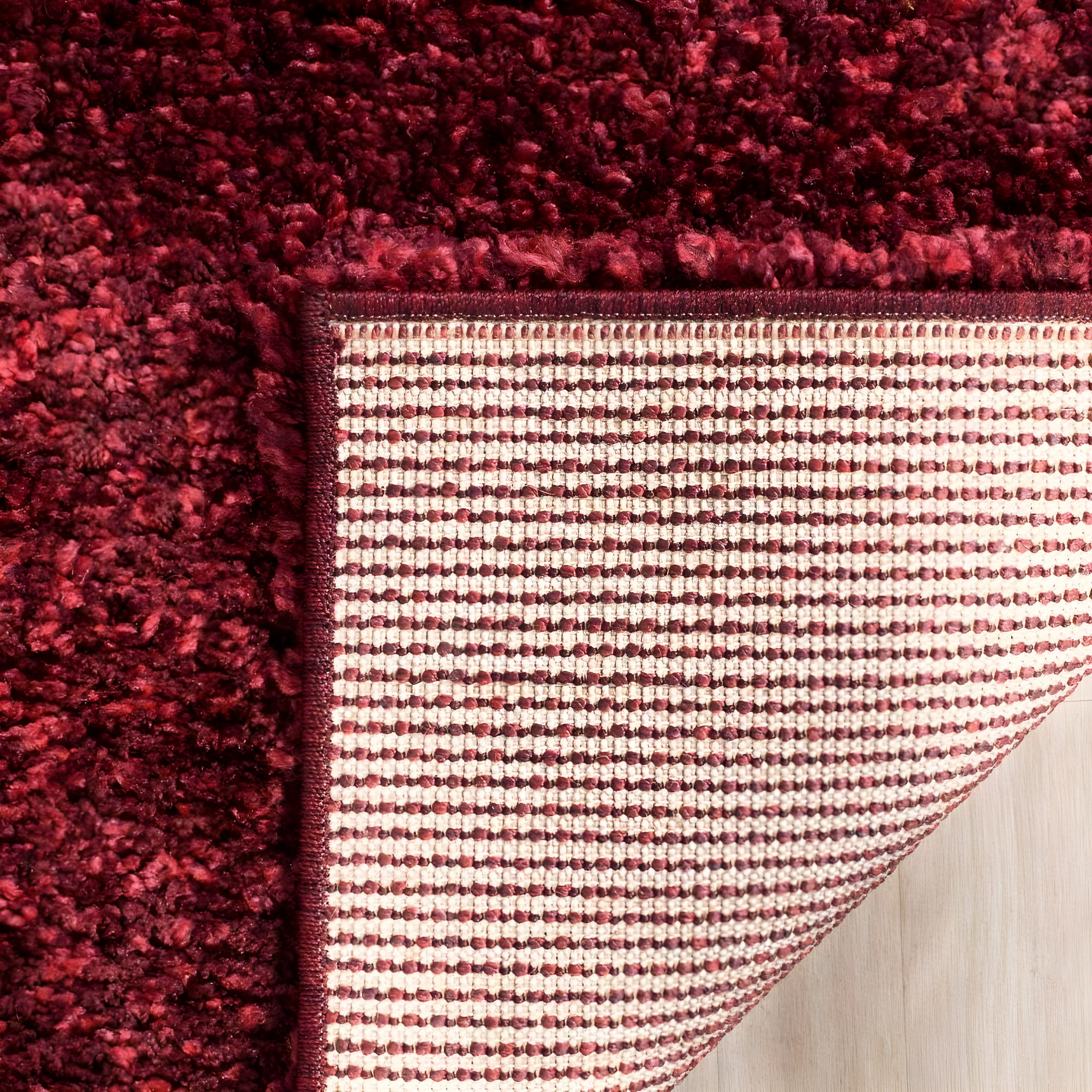 Shag SG151 Power Loomed Indoor Accent Rug - Maroon - 2'3"x5' - Safavieh.