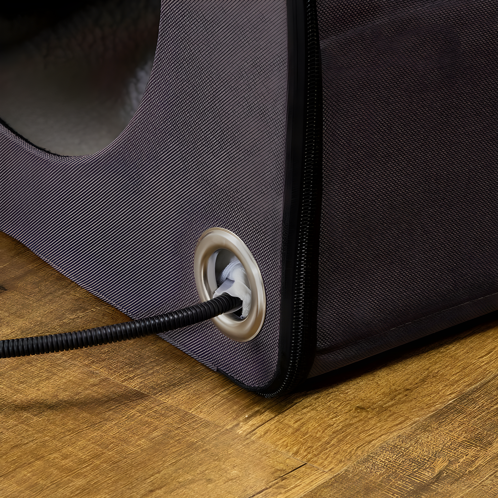 Tucker Murphy Pet™ Dome Heated Cat House