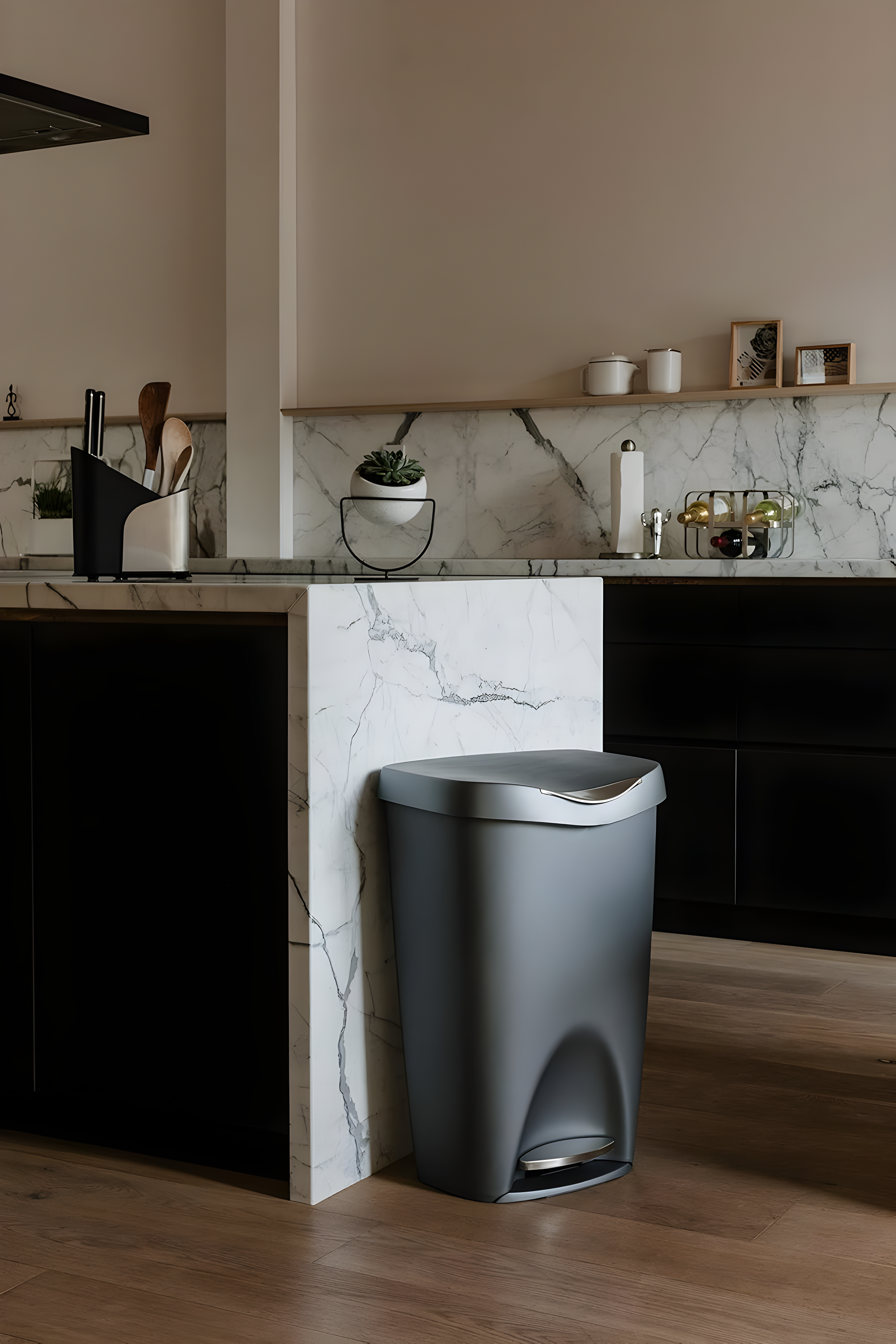 Umbra 13gal Brim Step Trash Can Nickel: Kitchen Trash Can, 50 Quart, Polypropylene, Indoor, Silver