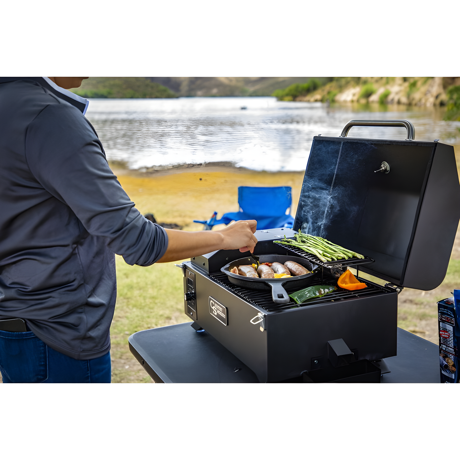 Country Smokers 24.4'' W Wood Pellet Grill