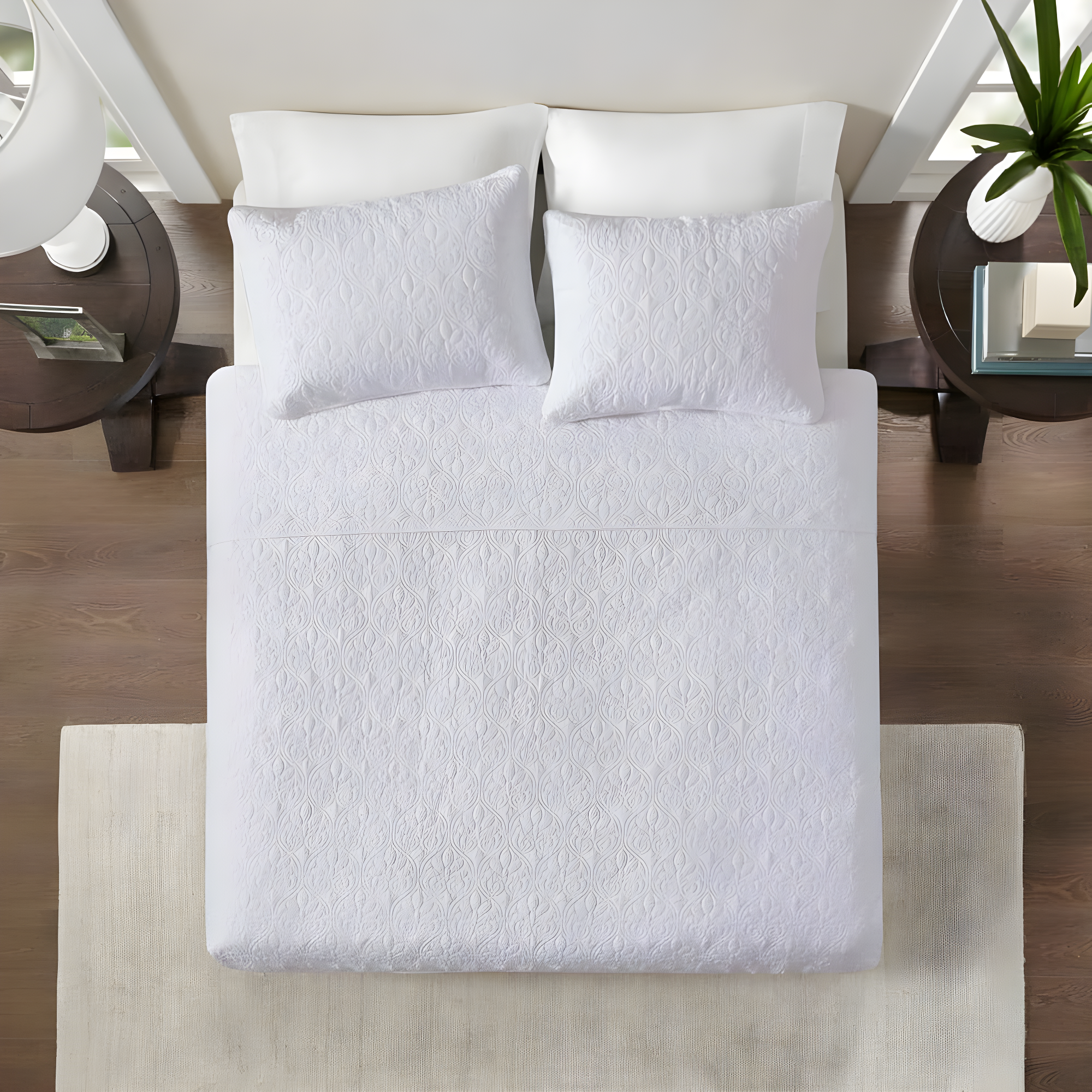 Quebec Reversible Quilt Set