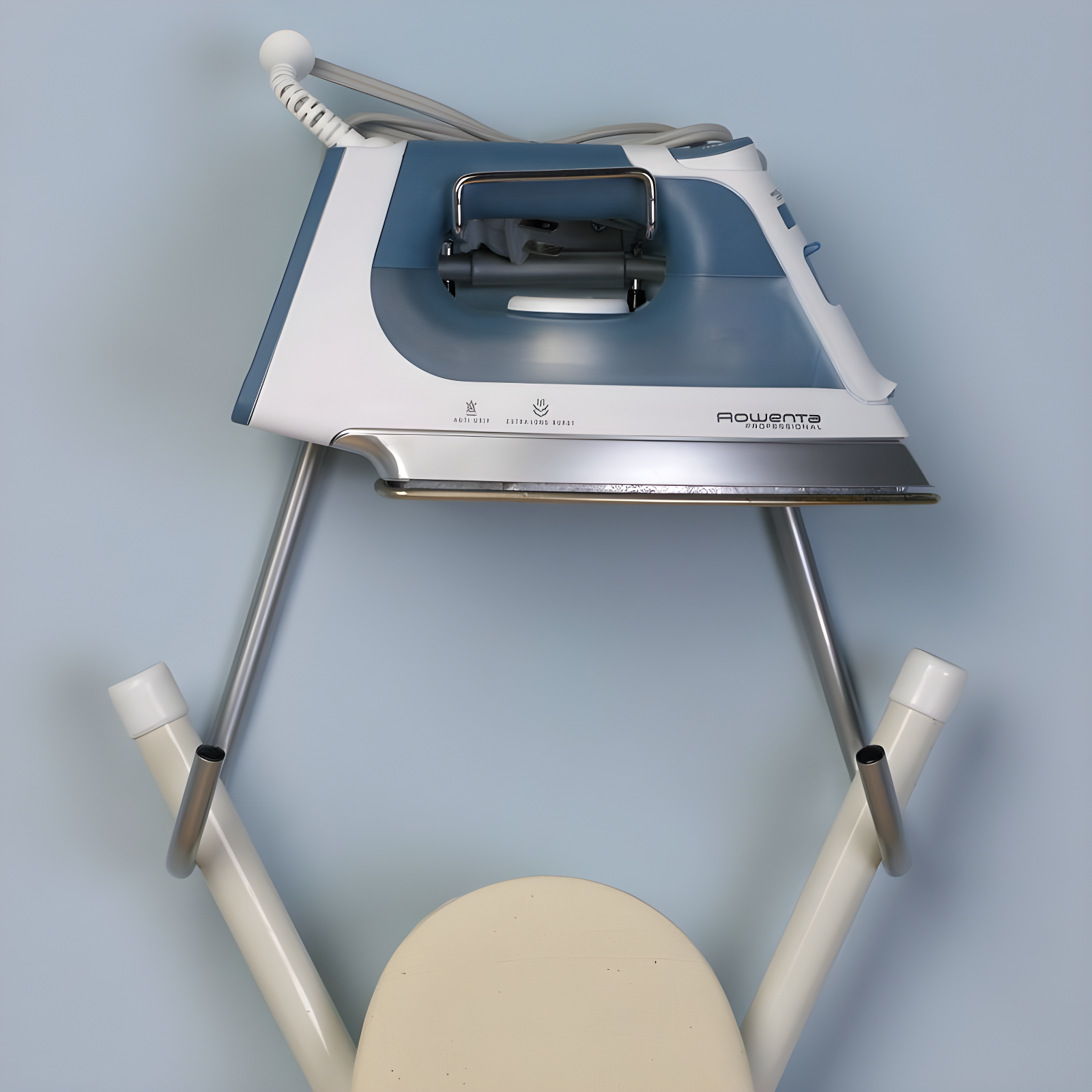Metal Wall Mounted Iron Holder