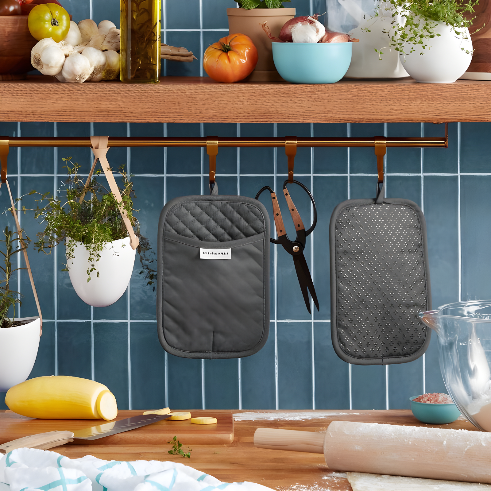 KitchenAid® KitchenAid Asteroid Pot Holder 2-Pack Set, (Set of 2)