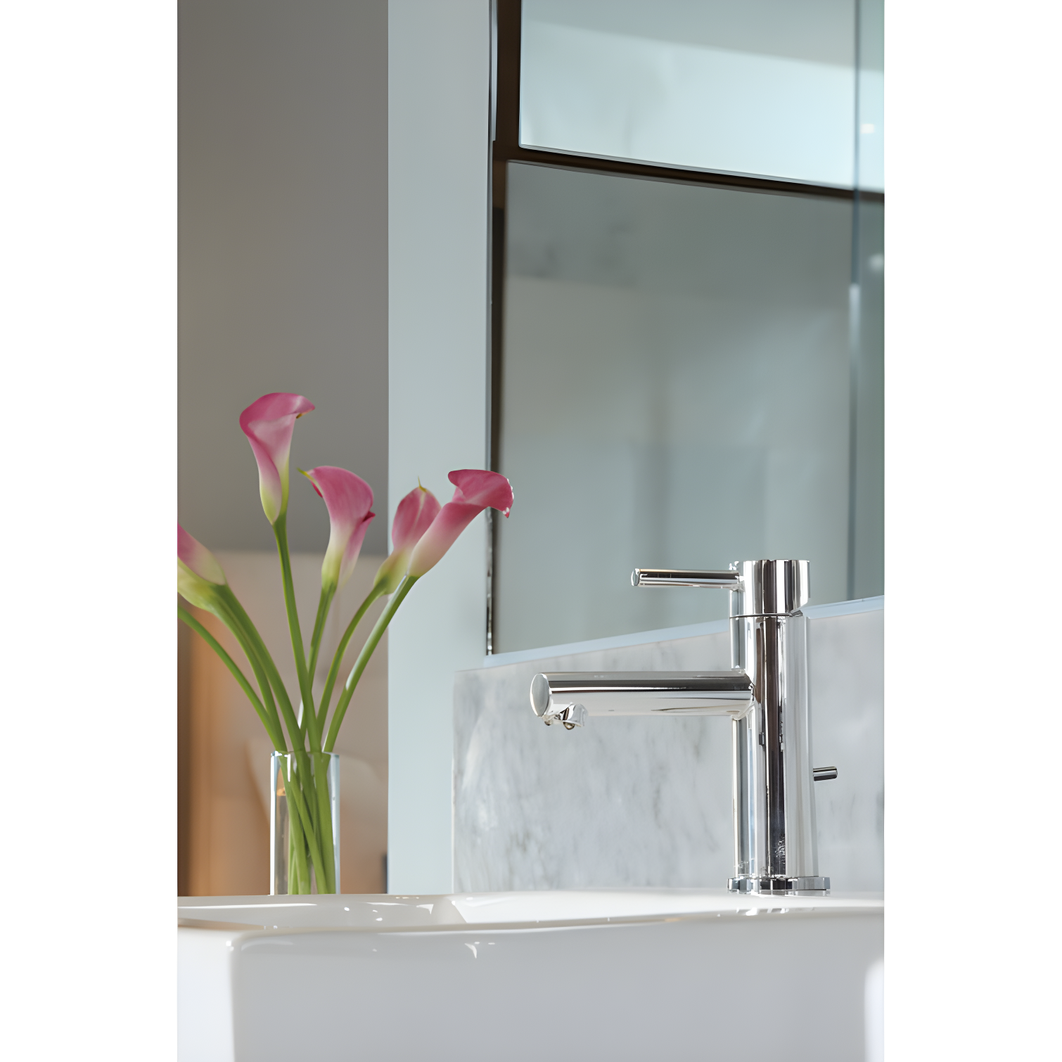 Align Single Hole Bathroom Faucet with Drain Assembly