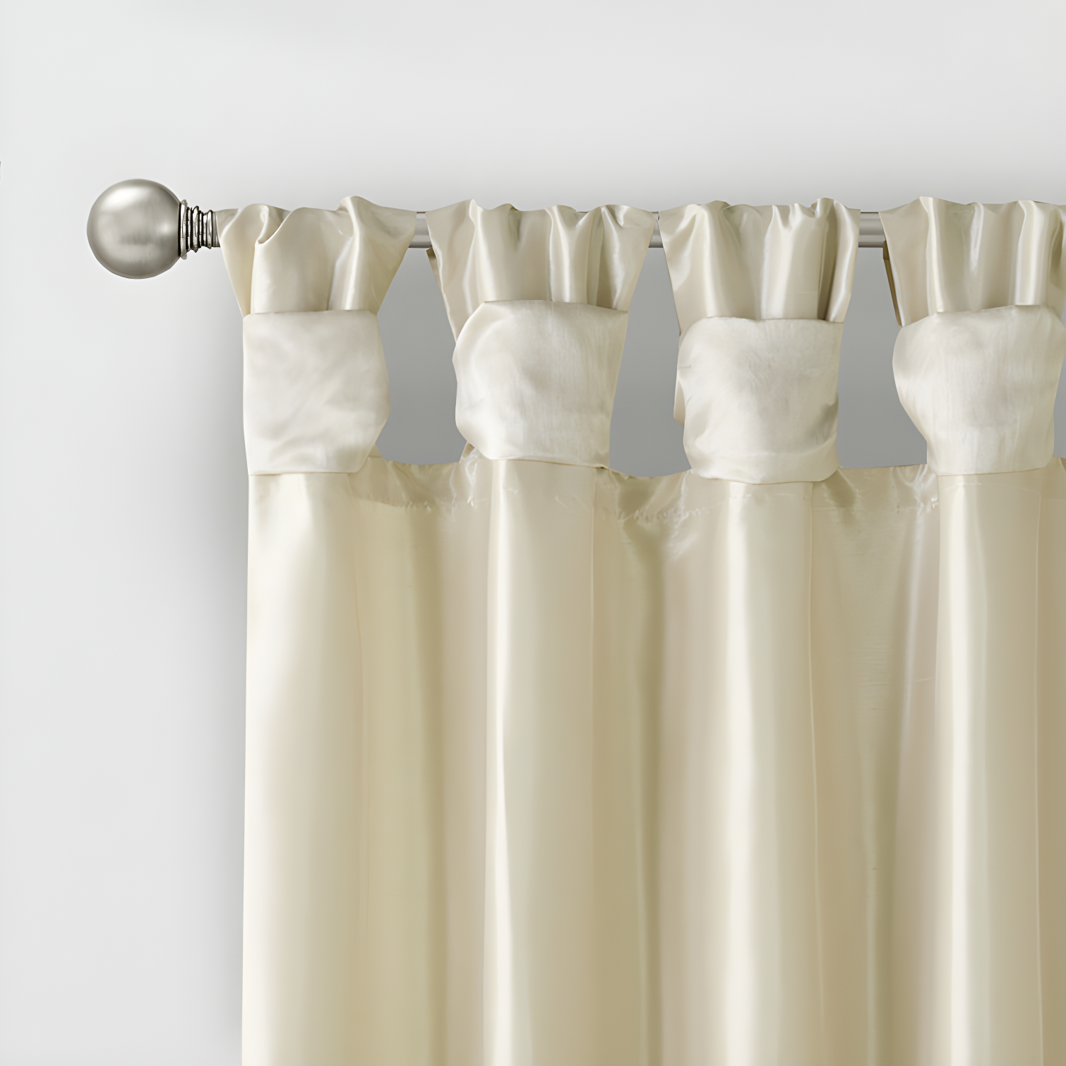 Madison Park Rivau Light-Filtering Single Curtain Panel