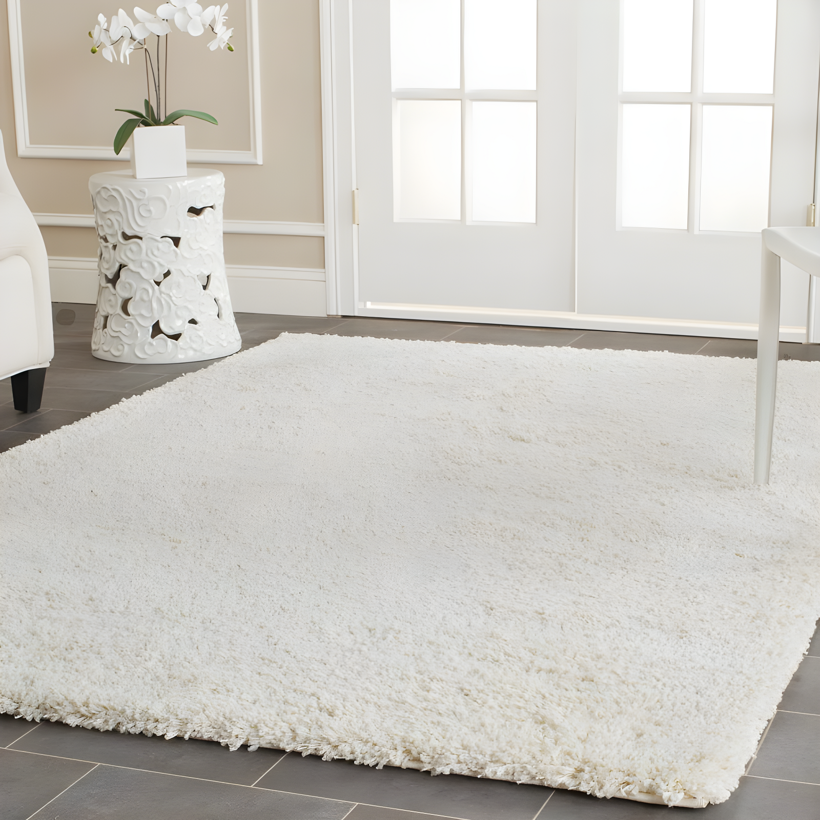 Shag SG151 Power Loomed Indoor Area Rug - Ivory - 5'3"x7'6" - Safavieh.