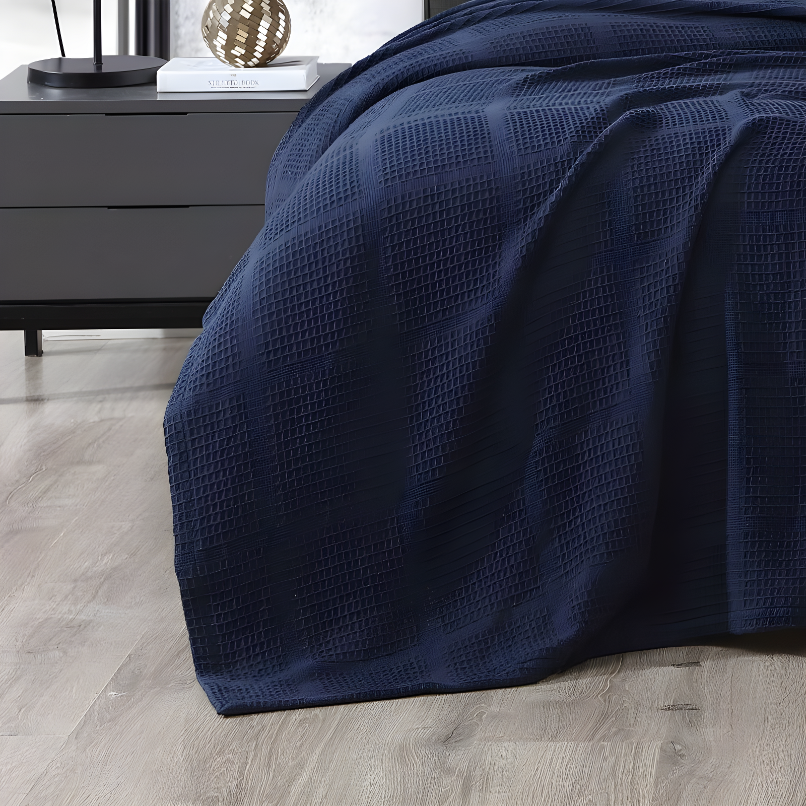 Kenneth Cole Kenneth Cole Waffle Grid Solid Cotton Blanket