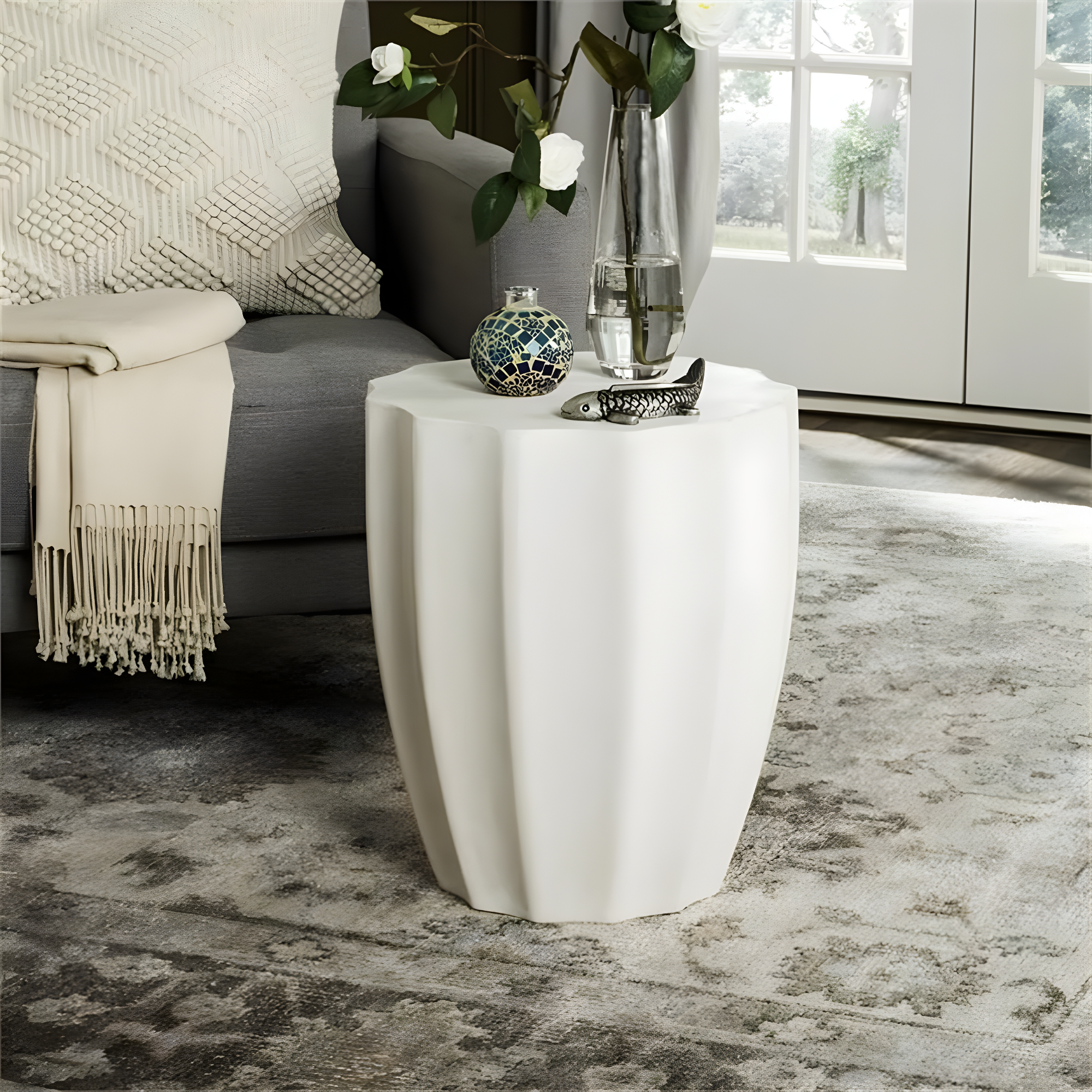Jaslyn Accent Stool - Indoor/Outdoor - VNN1010 - White - Safavieh