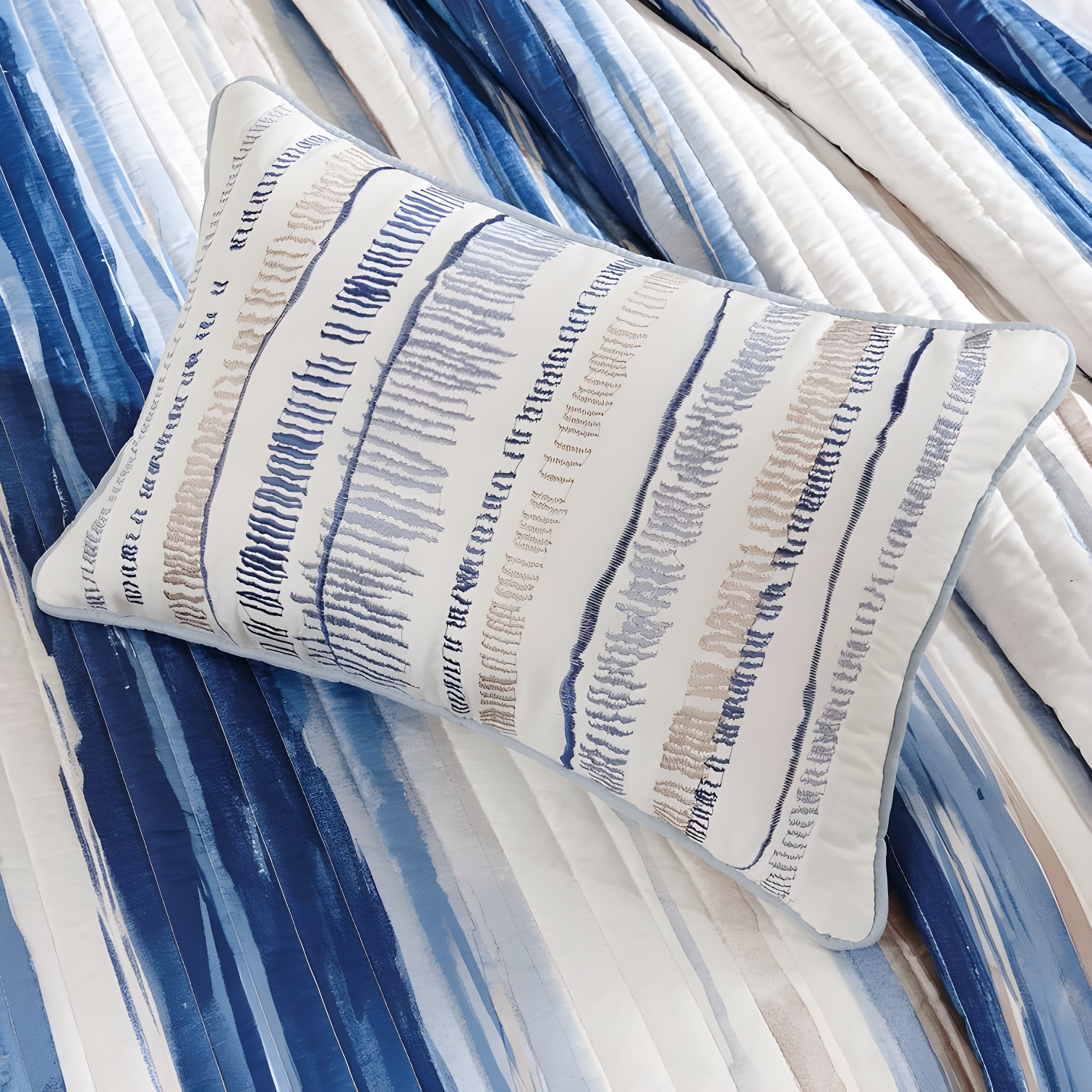 Marina 6 Piece Printed Quilt Set with Throw Pillows