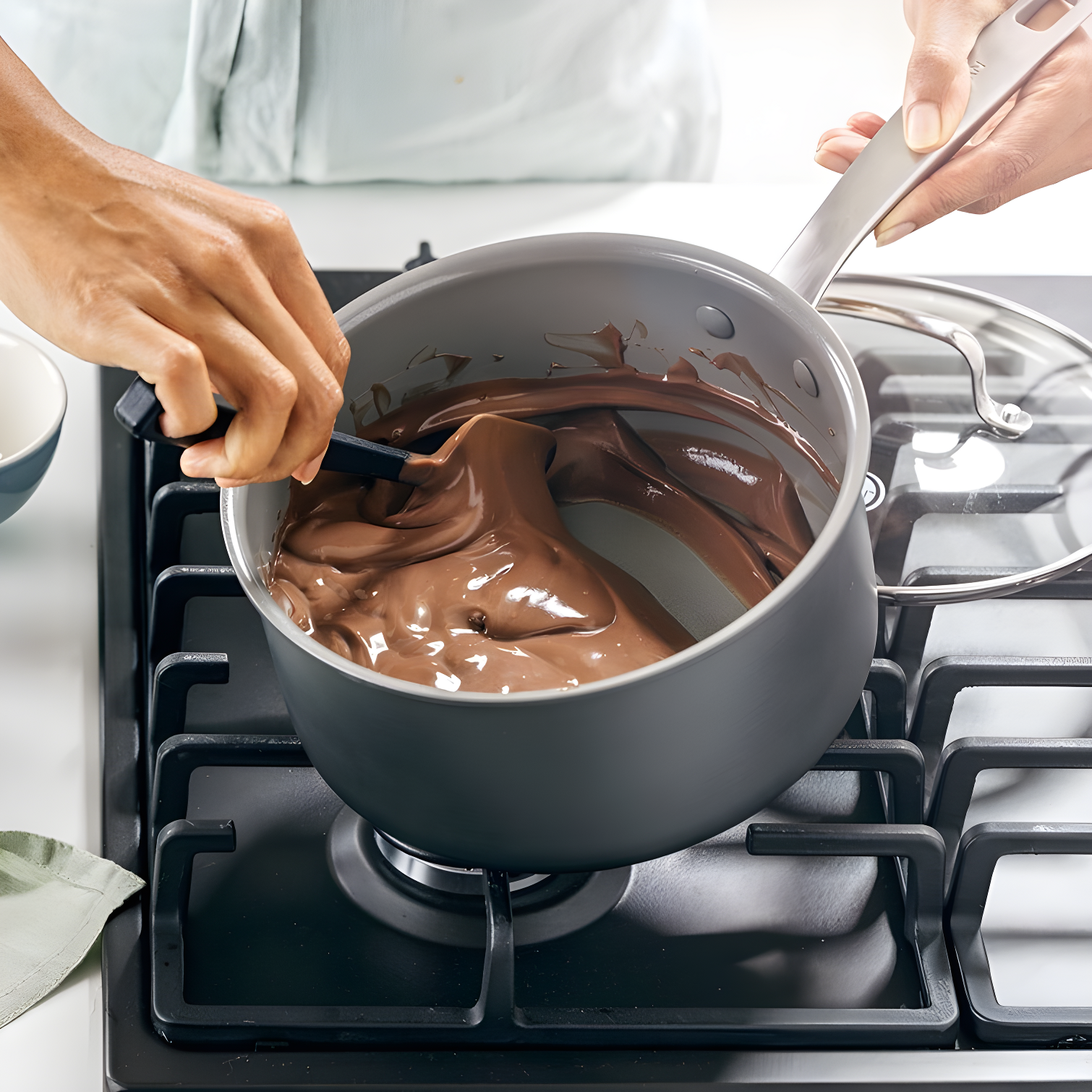 GreenPan GreenPan Chatham Healthy Ceramic Non-stick Covered Saucepan, 3 Quart, Gray