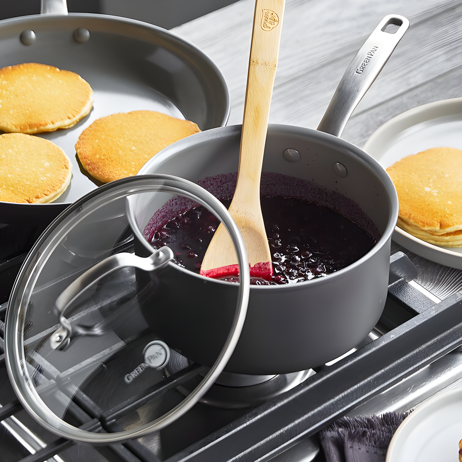 GreenPan GreenPan Chatham Healthy Ceramic Non-stick Covered Saucepan, 3 Quart, Gray