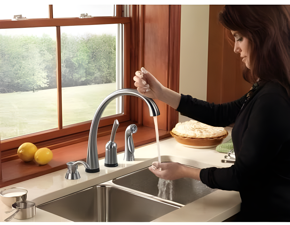 Gala Soap Dispenser