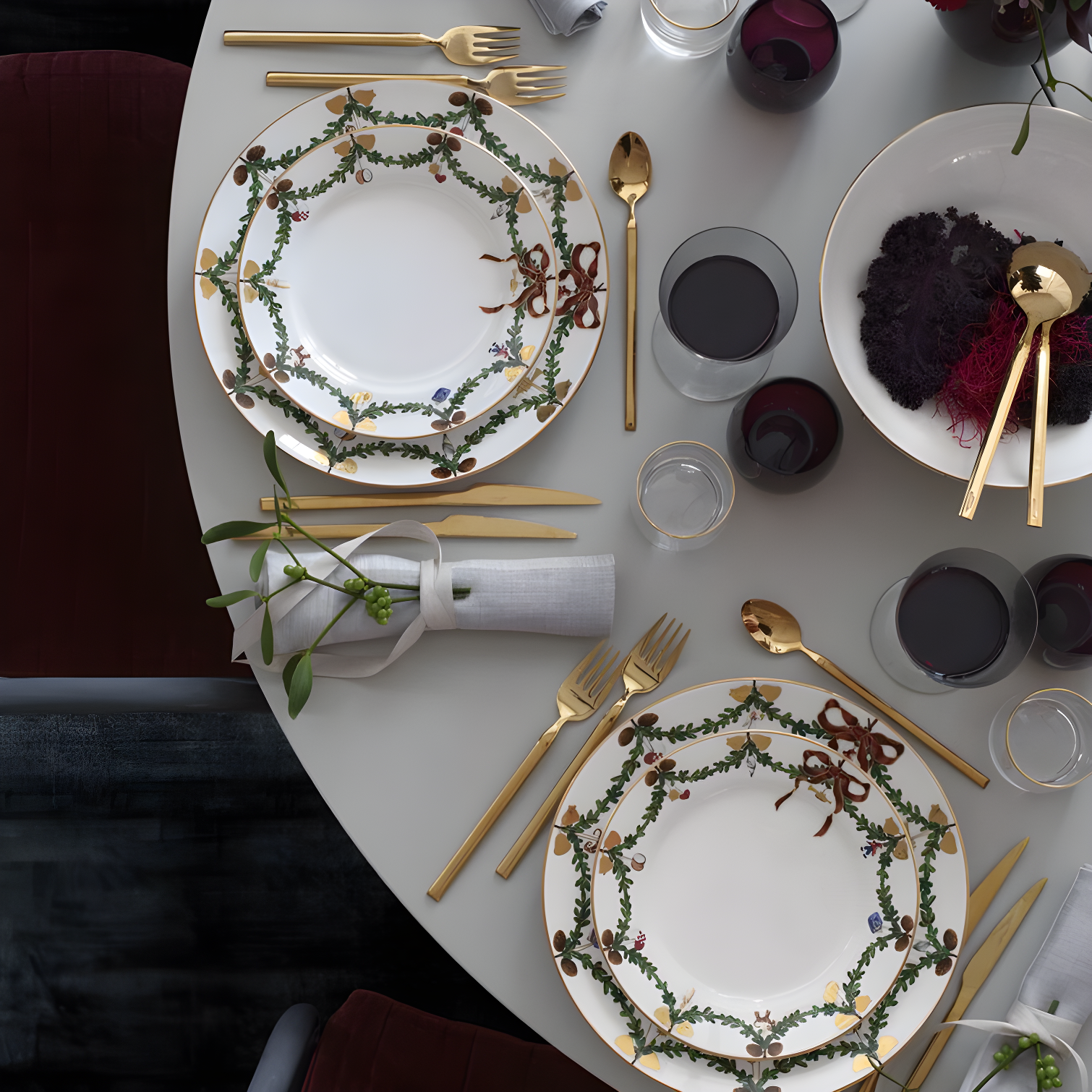 Royal Copenhagen Star Fluted/Xmas Plate Flat 22 cm Porcelain Multi-Coloured