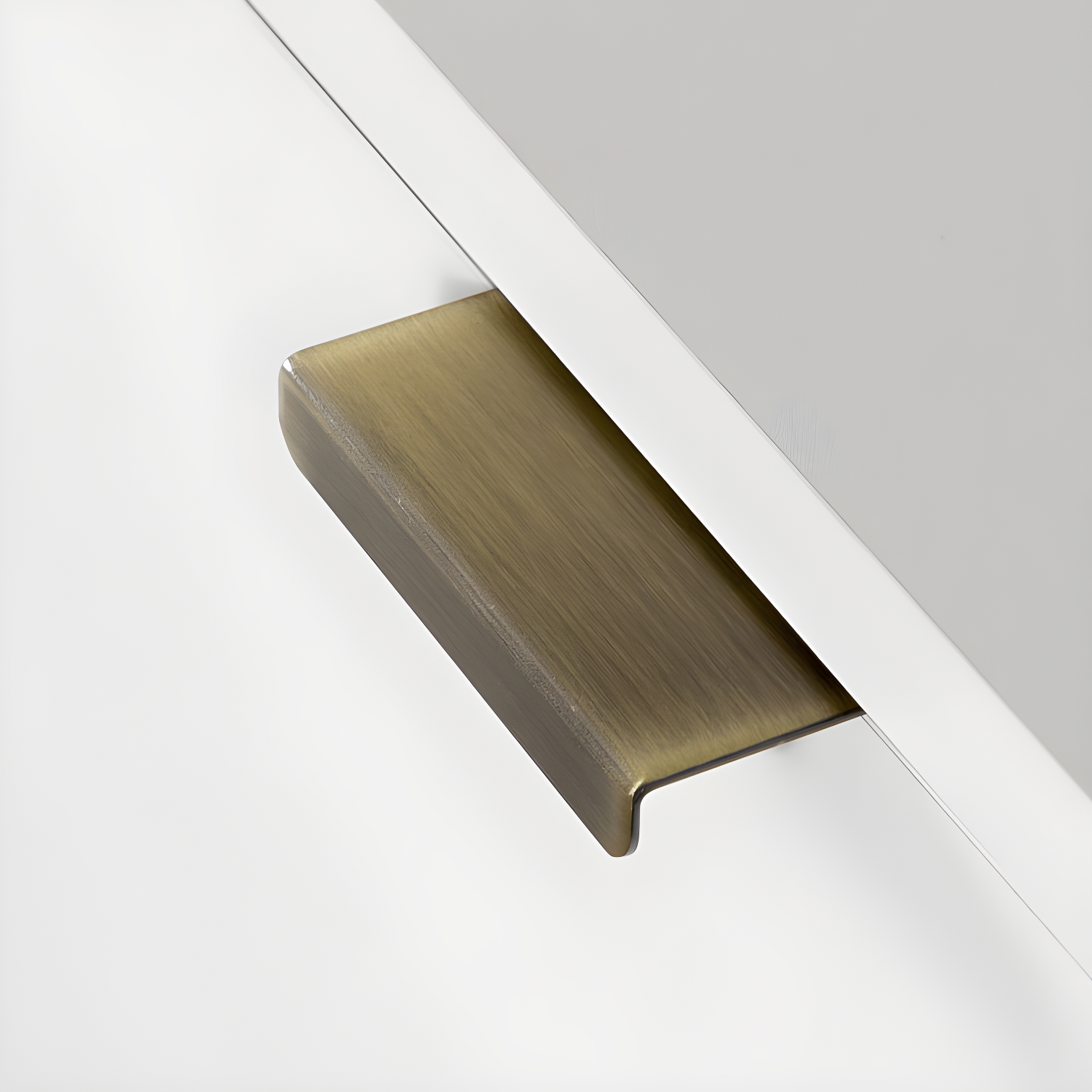 Maliza Accent Cabinet