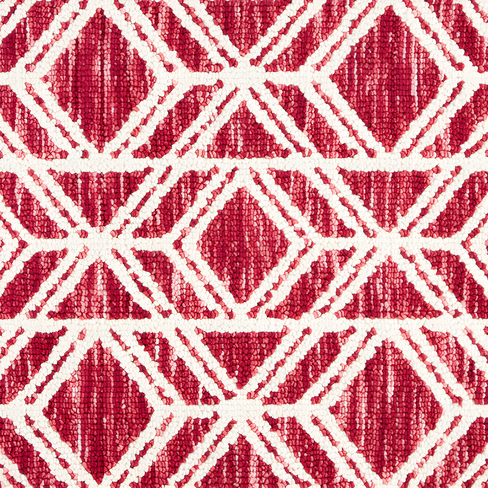 Town & Country Living TOWN & COUNTRY EVERYDAY Walker Modern Diamond Everwash Non-Slip Backing Kitchen Mat