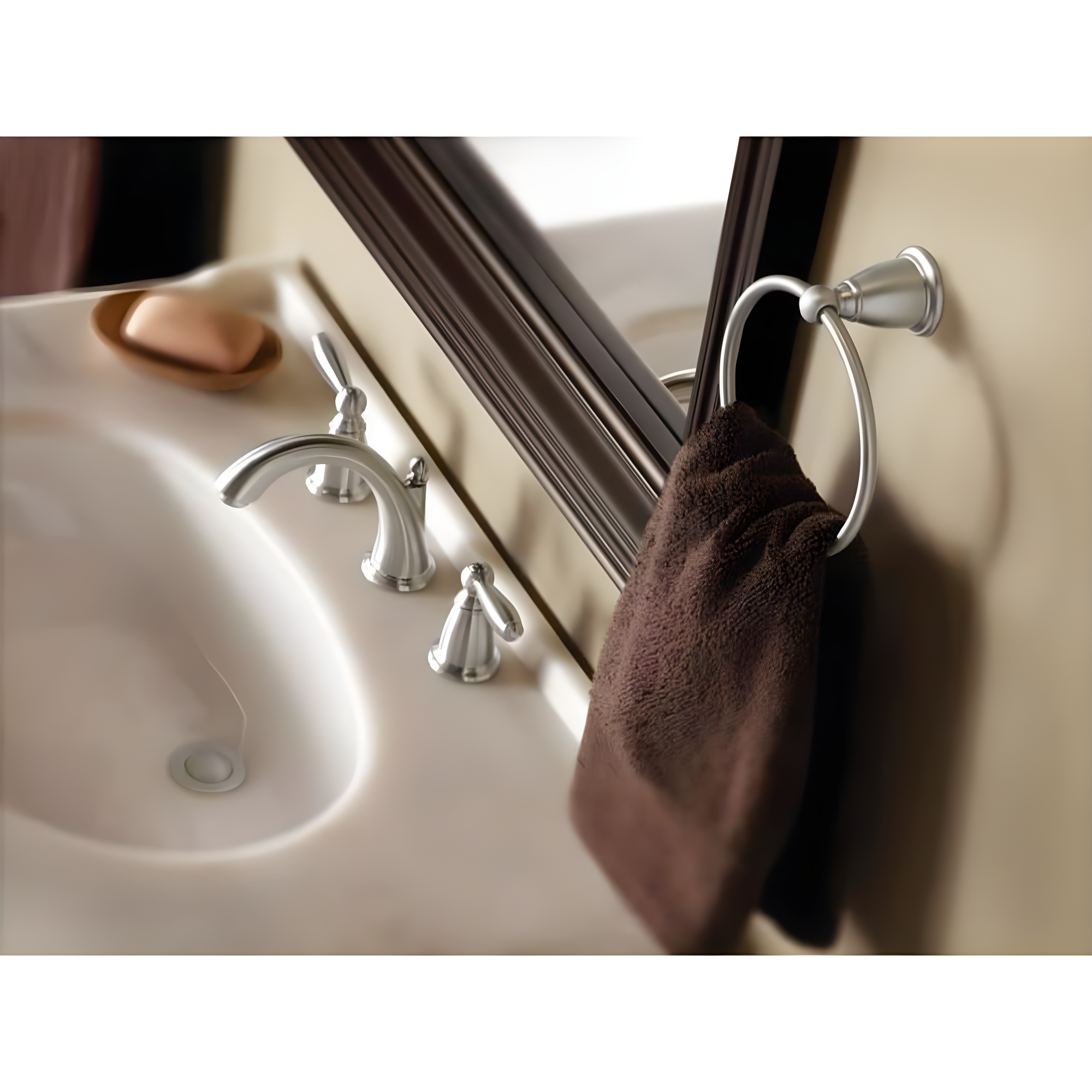 Brantford Wall Mounted Towel Ring