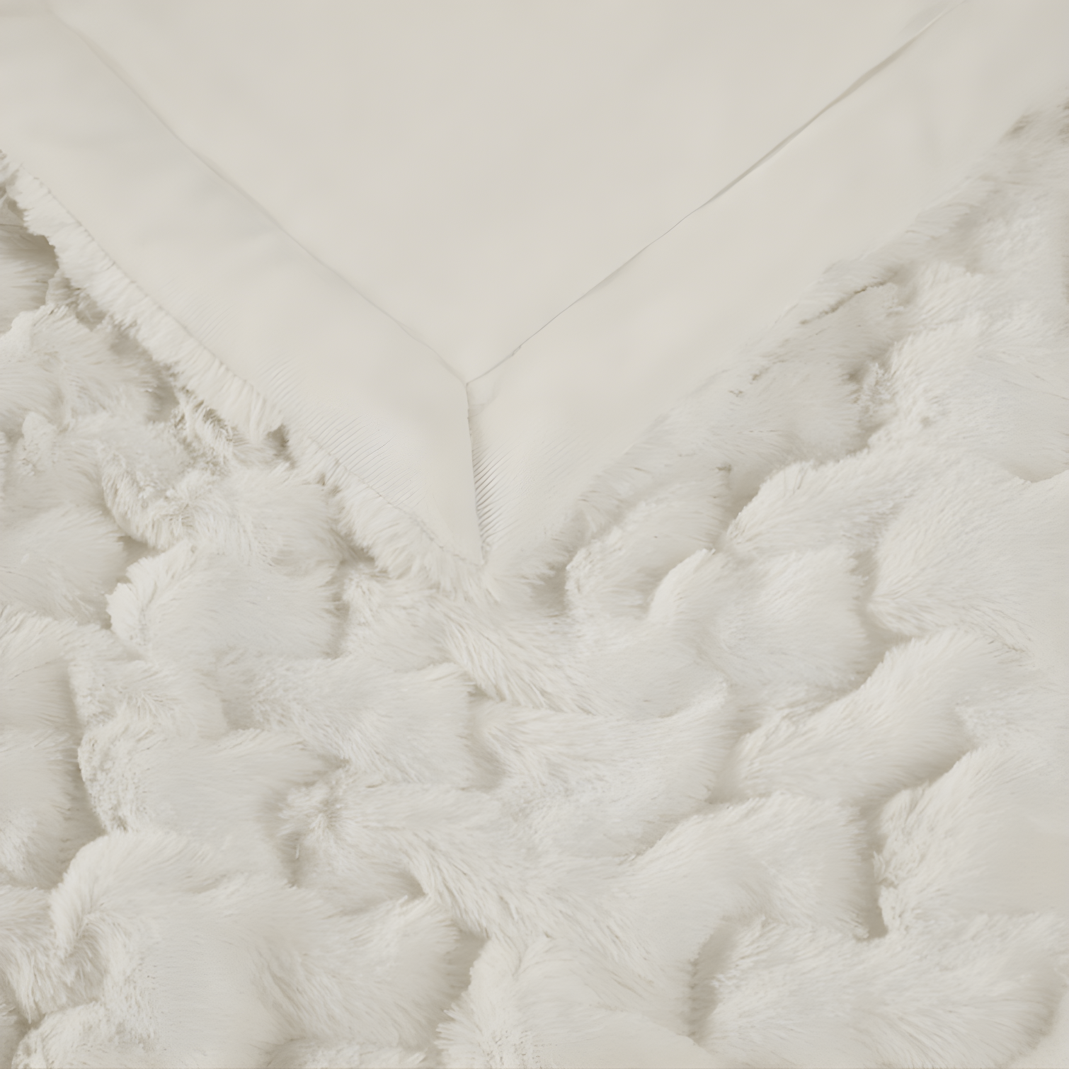 Madison Park Ivory Ruched Fur Throw 50x60"
