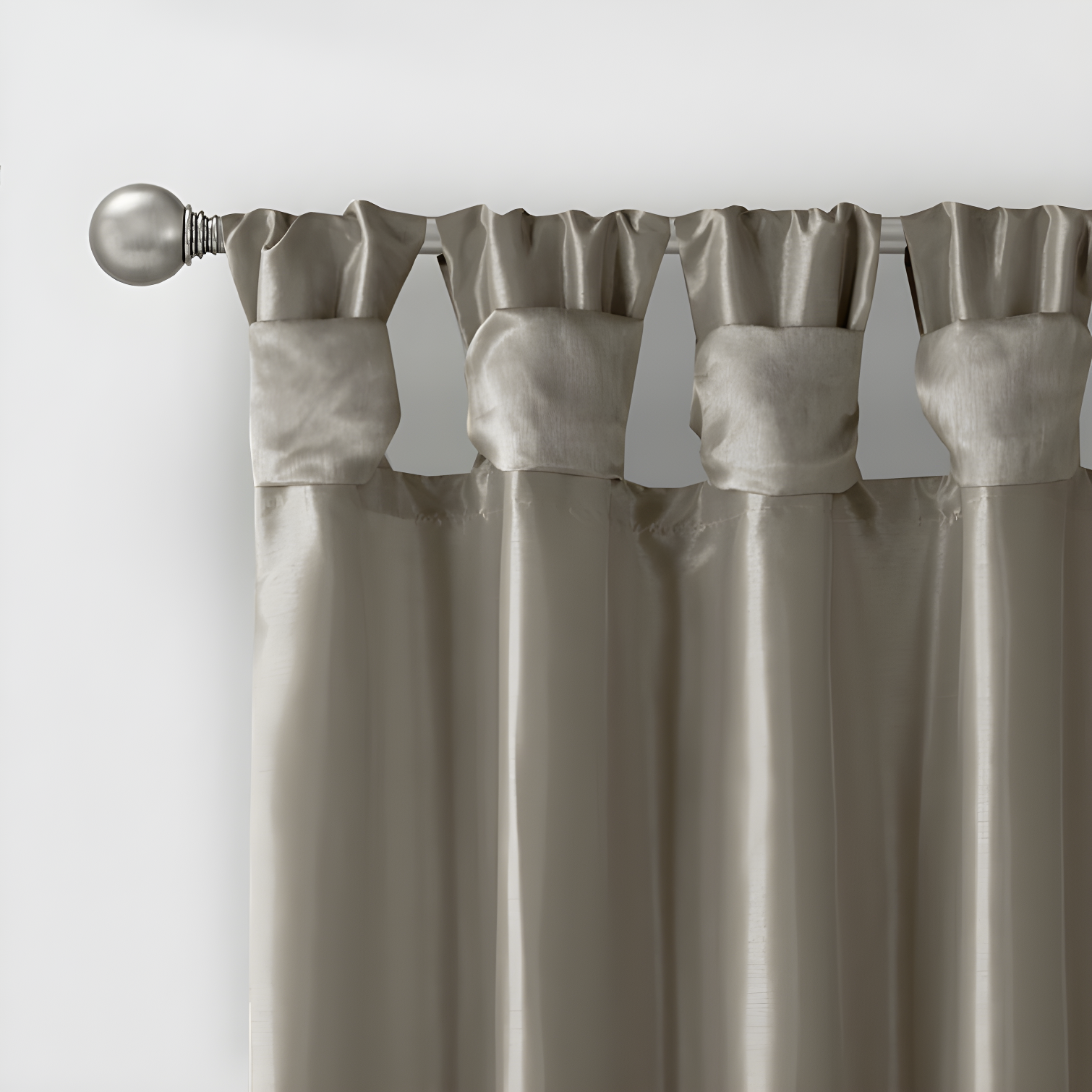Madison Park Rivau Light-Filtering Single Curtain Panel