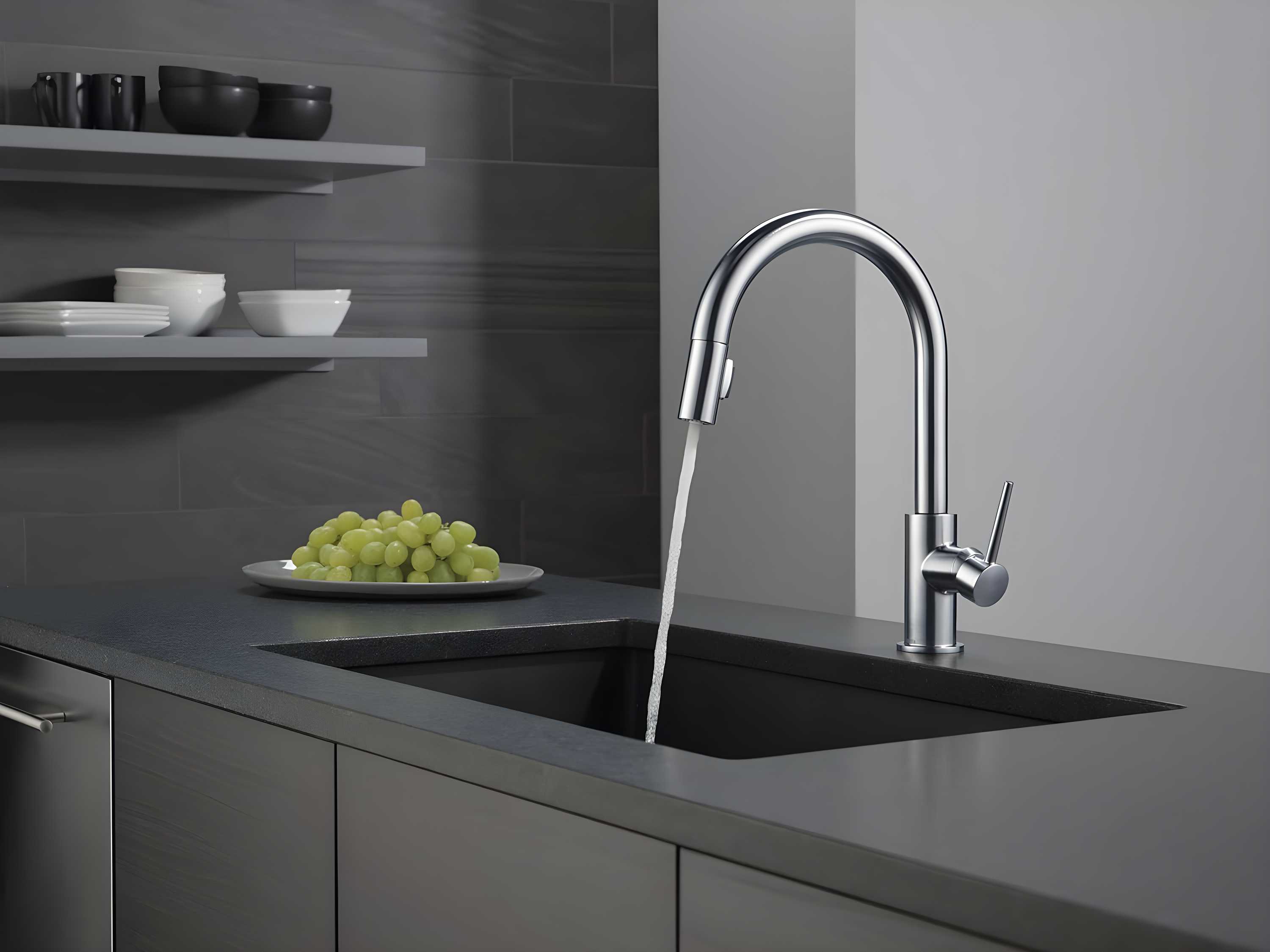 Trinsic Pull Down Sprayer Kitchen Sink Faucet, Single Handle Kitchen Faucet