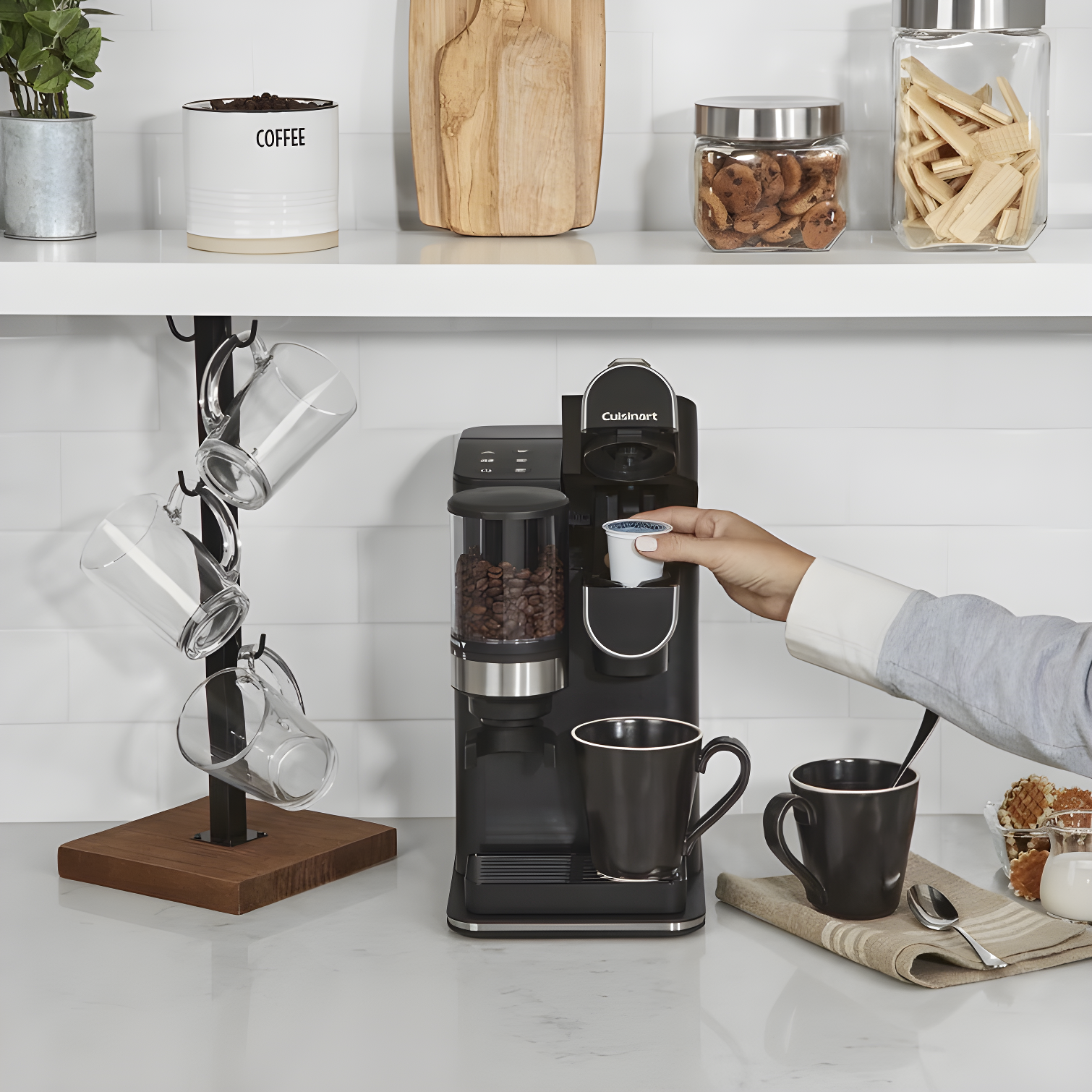 Cuisinart ® Grind & Brew ™ Single-Serve Coffee Maker
