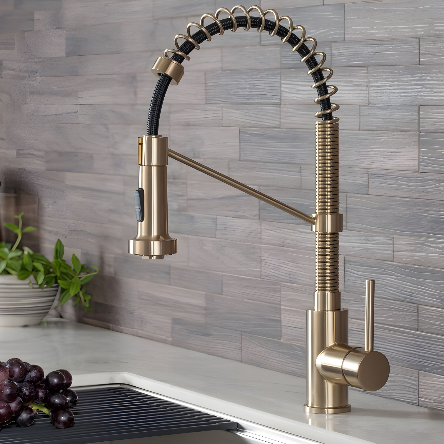 KRAUS Bolden Commercial Style 2-Function Single Handle Pull Down Kitchen Faucet
