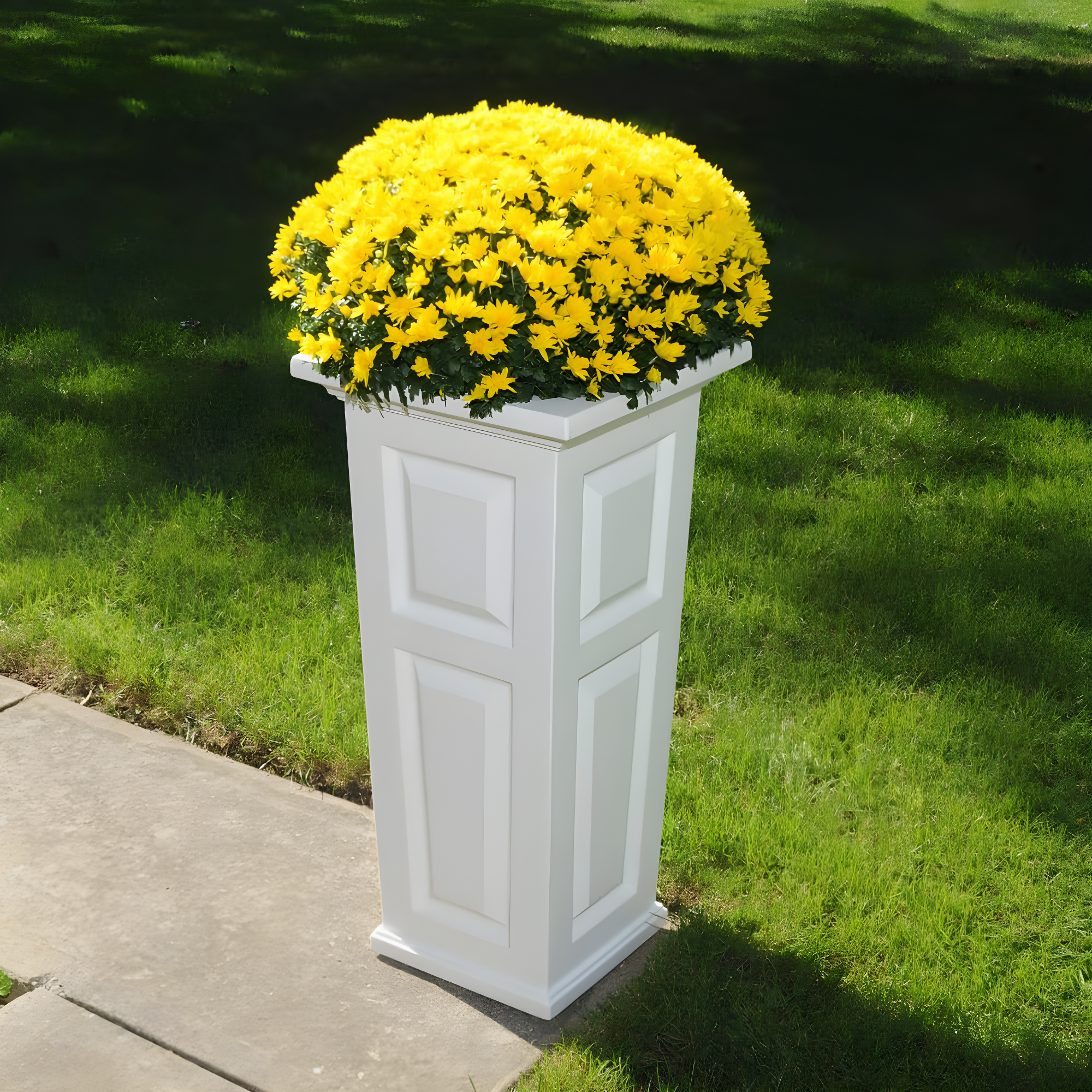 Mayne Inc. Nantucket Pot Planter