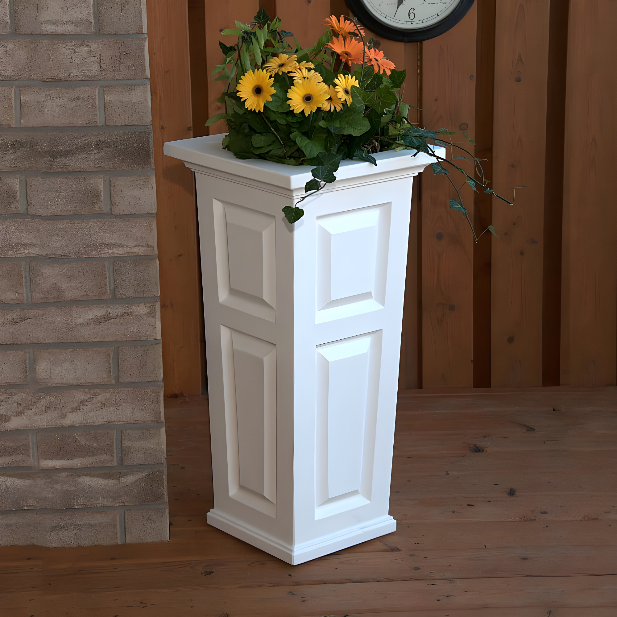 Mayne Inc. Nantucket Pot Planter