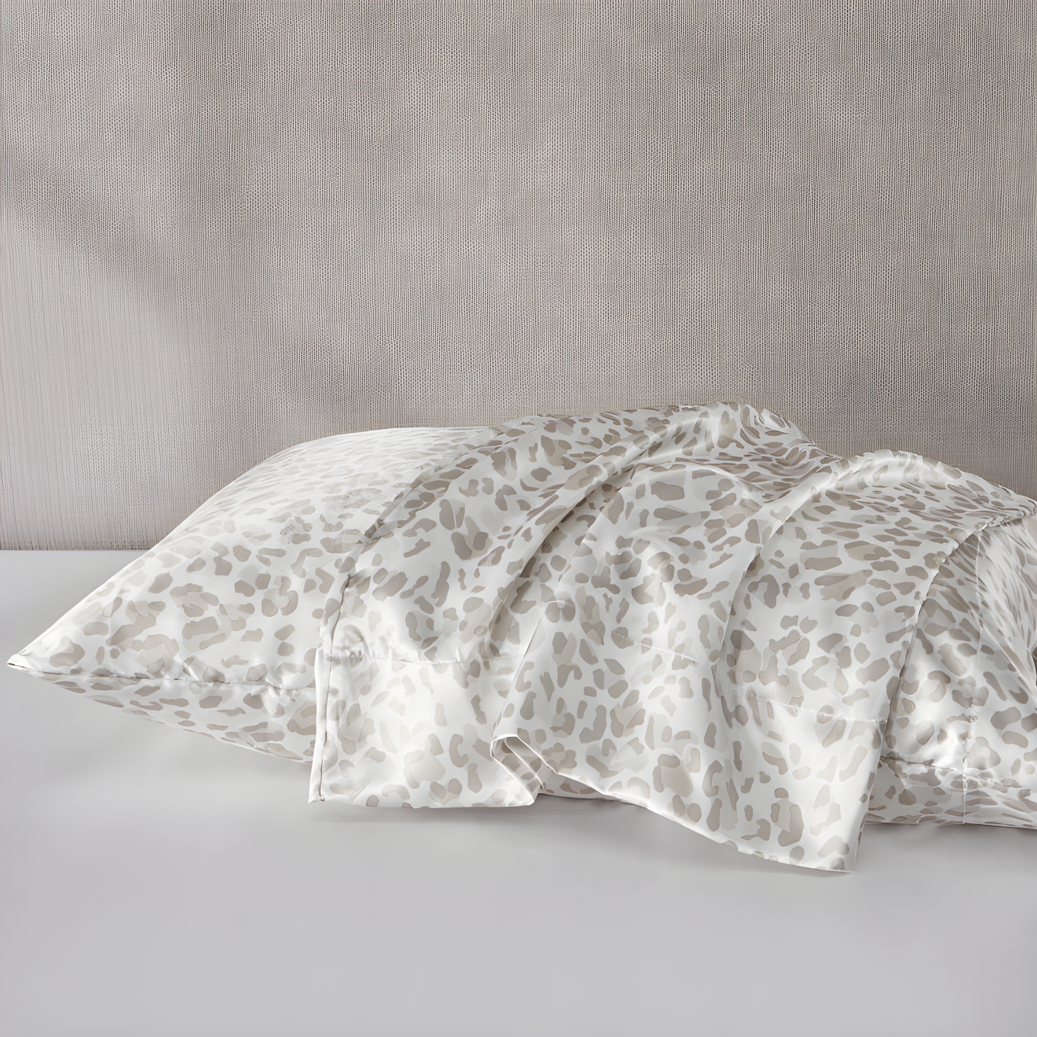 Madison Park Essentials Satin Luxury 2PC Pillowcases (Set of 2)