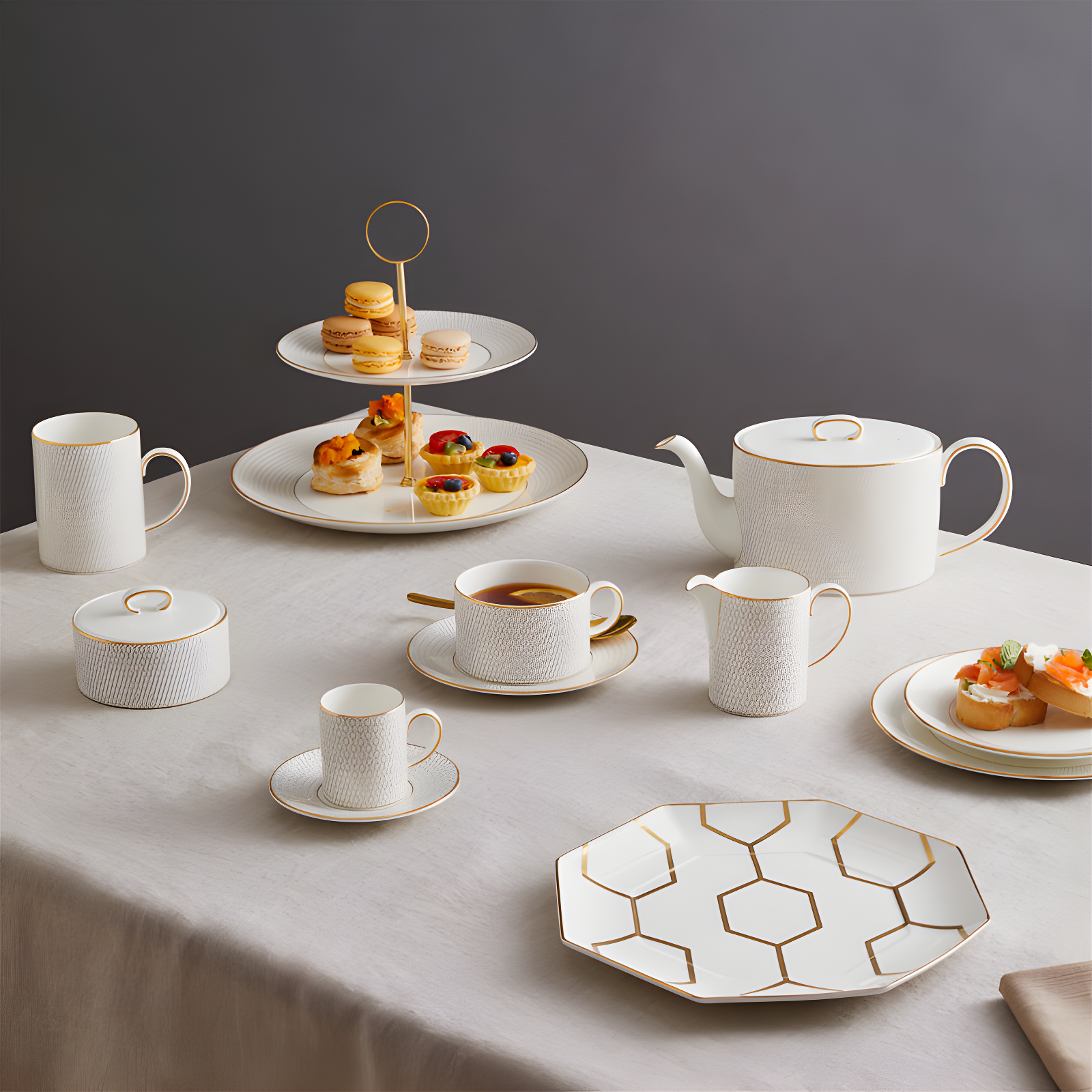 Wedgwood Gio Gold Mug