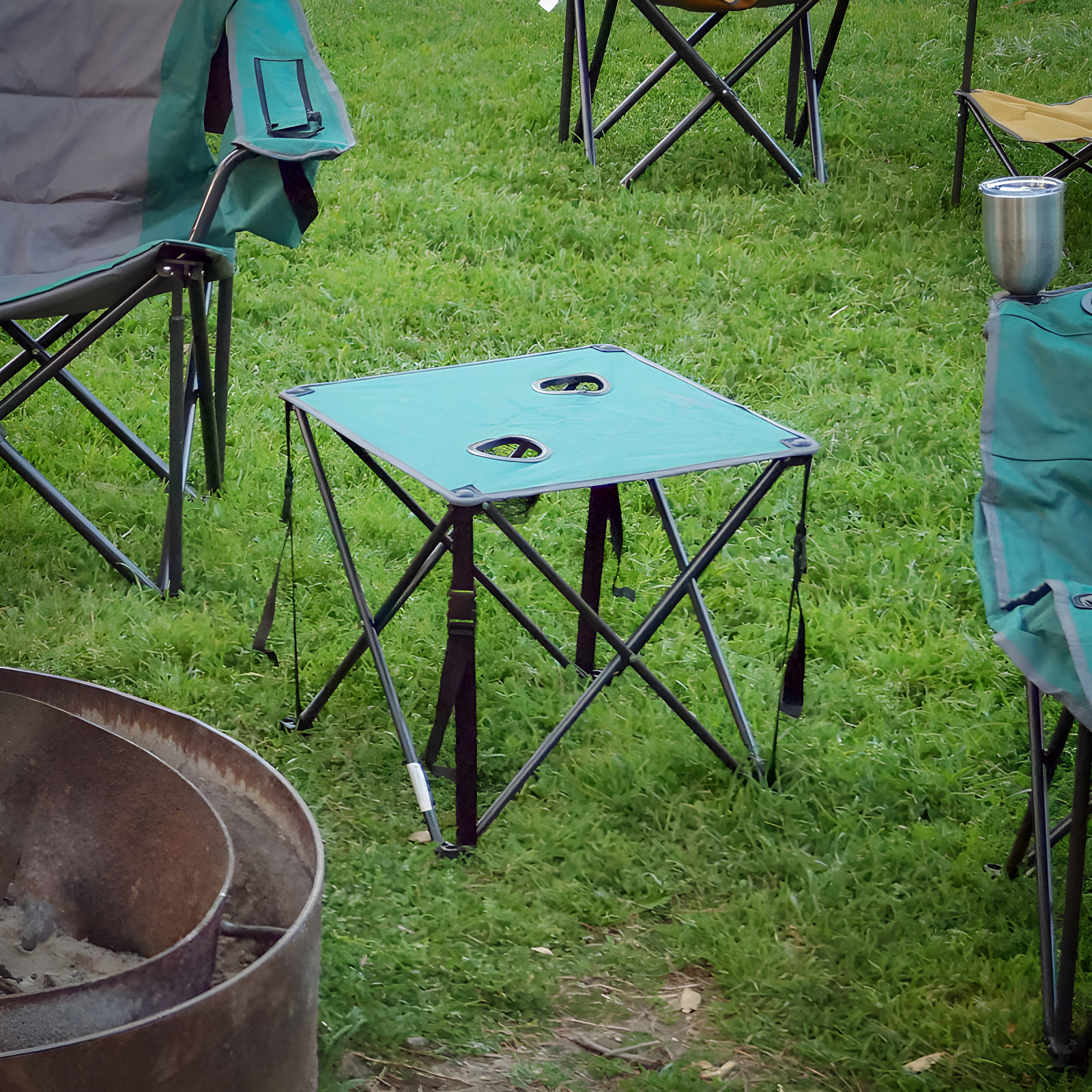 ARROWHEAD Outdoor Square Fabric Outdoor Folding Camping Table