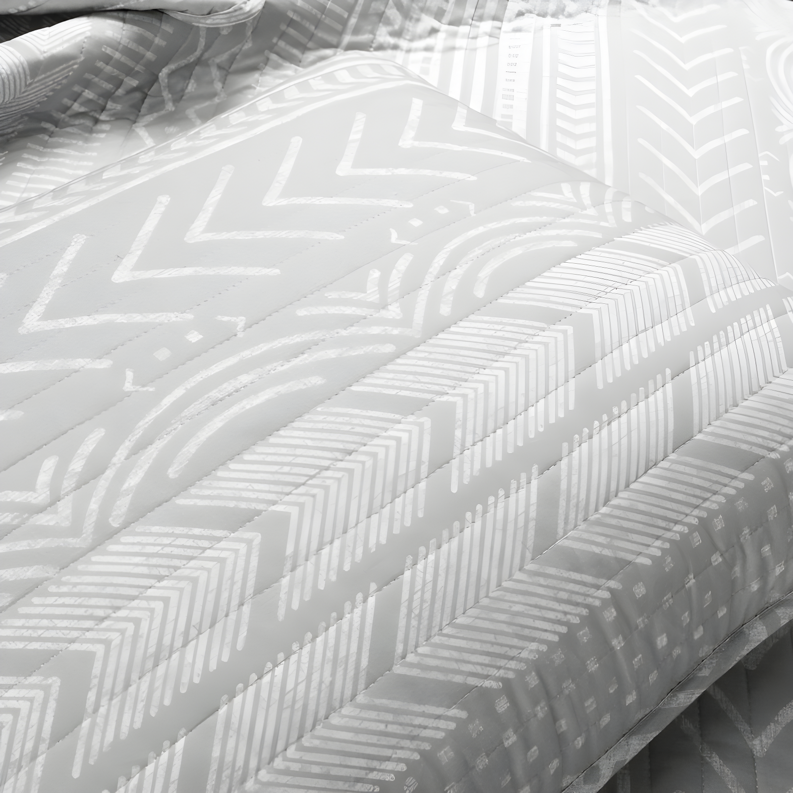 Hygge Geo Reversible Contemporary 3-Piece Quilt Set