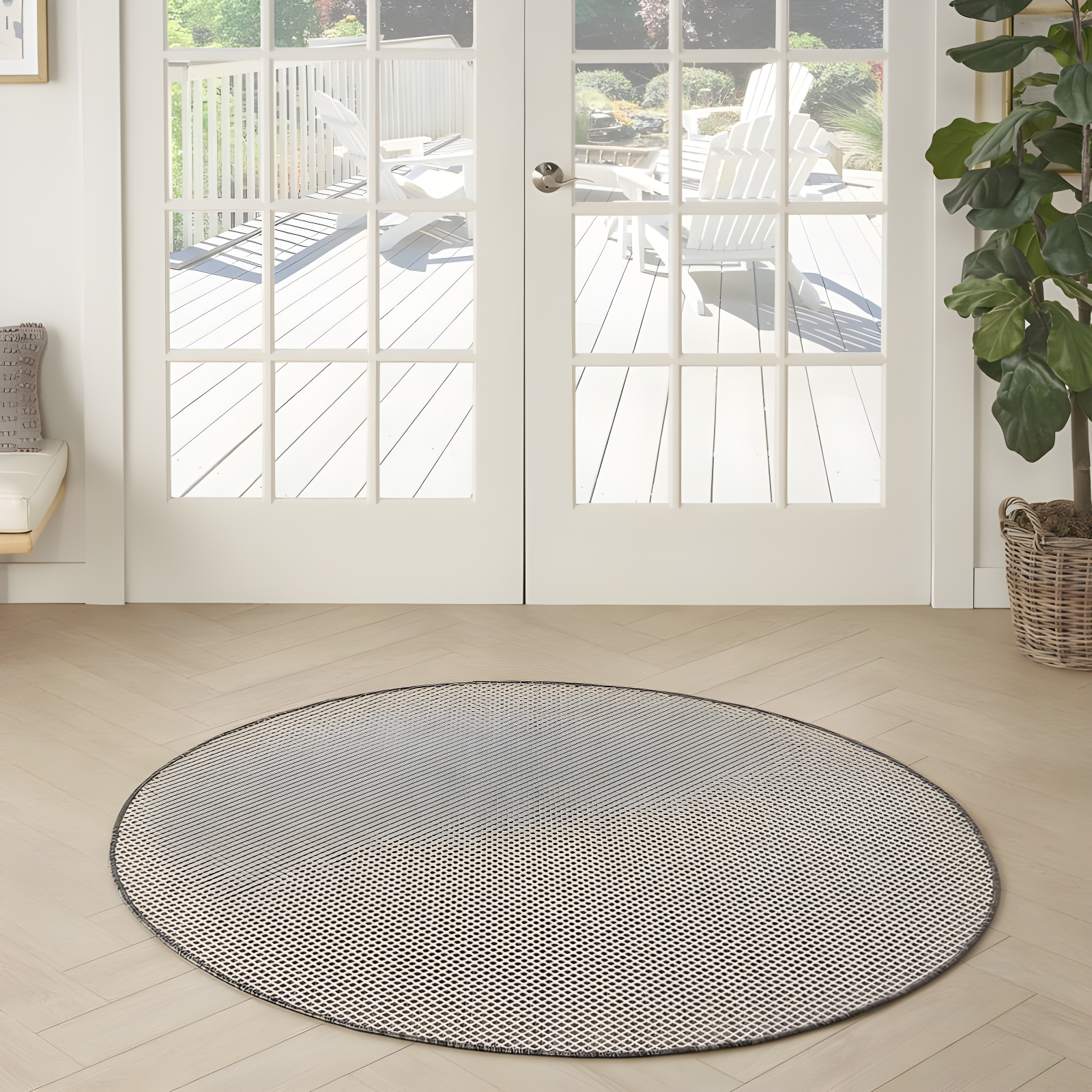 Nourison 4' x 4' Courtyard Modern Easy Care Flatweave Indoor Outdoor Round Rug Ivory/Charcoal
