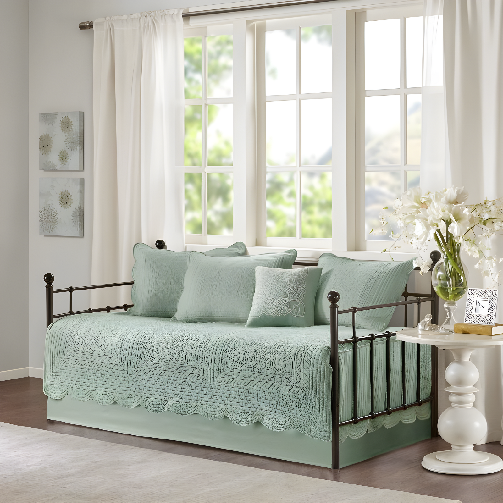 Madison Park Tuscany 6 Piece Reversible Scalloped Edge Daybed Cover Set