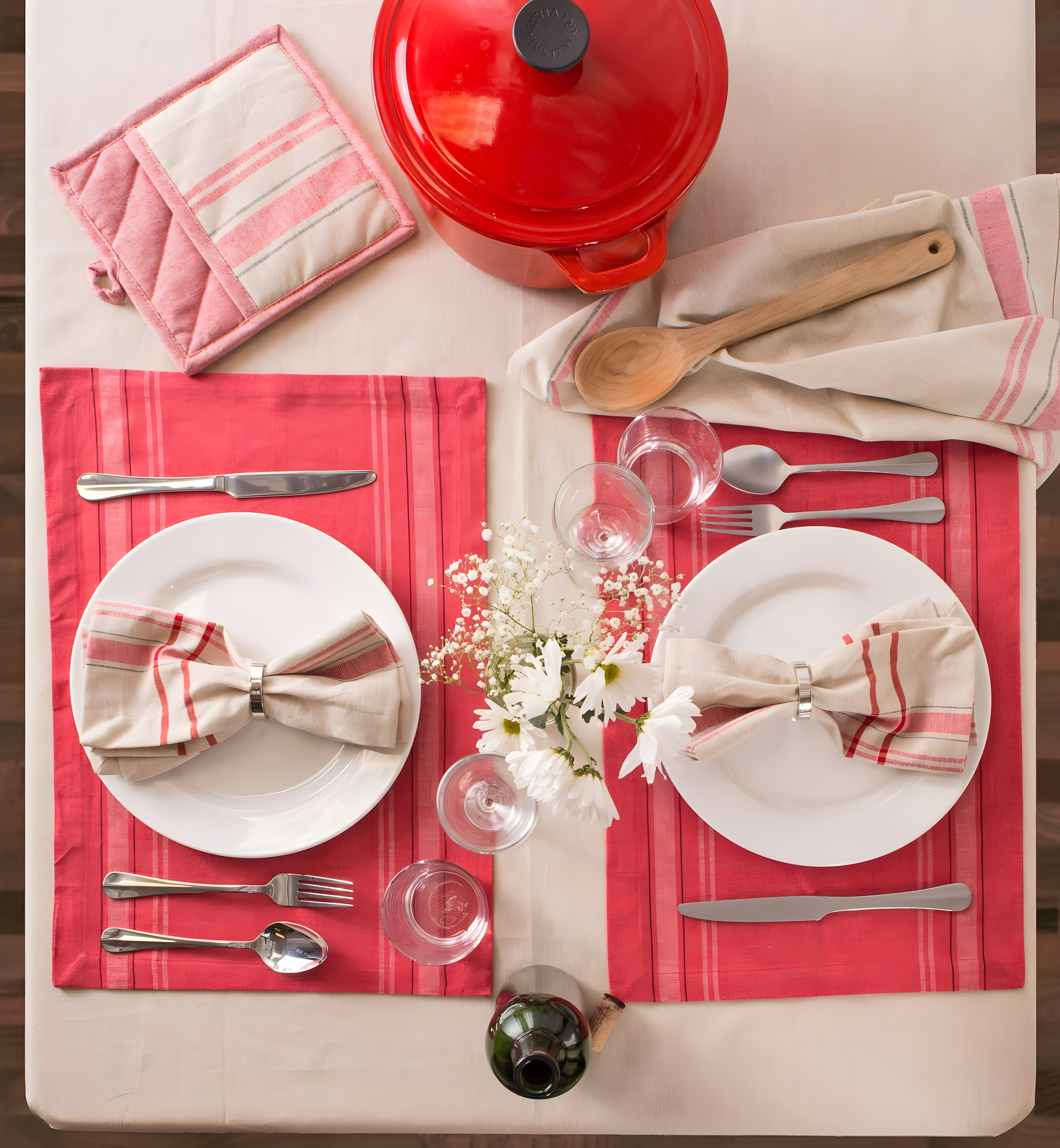 TANGO RED CHAMBRAY FRENCH STRIPE PLACEMAT SET/6