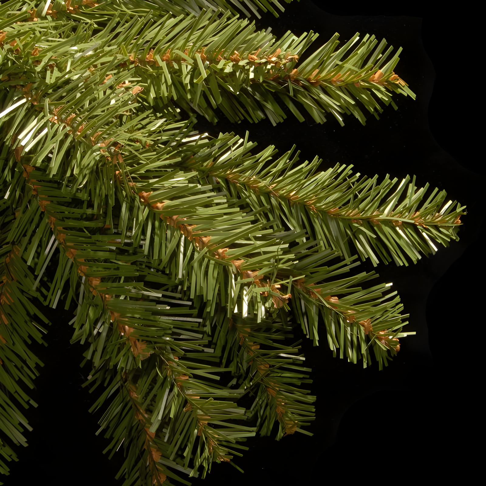 The Holiday Aisle® Dunhill Fir Tree with Clear Lights