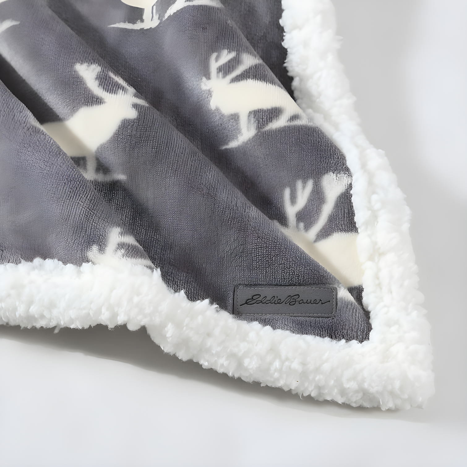 Eddie Bauer Eddie Bauer Plush Plaid Sherpa Reversible Blanket