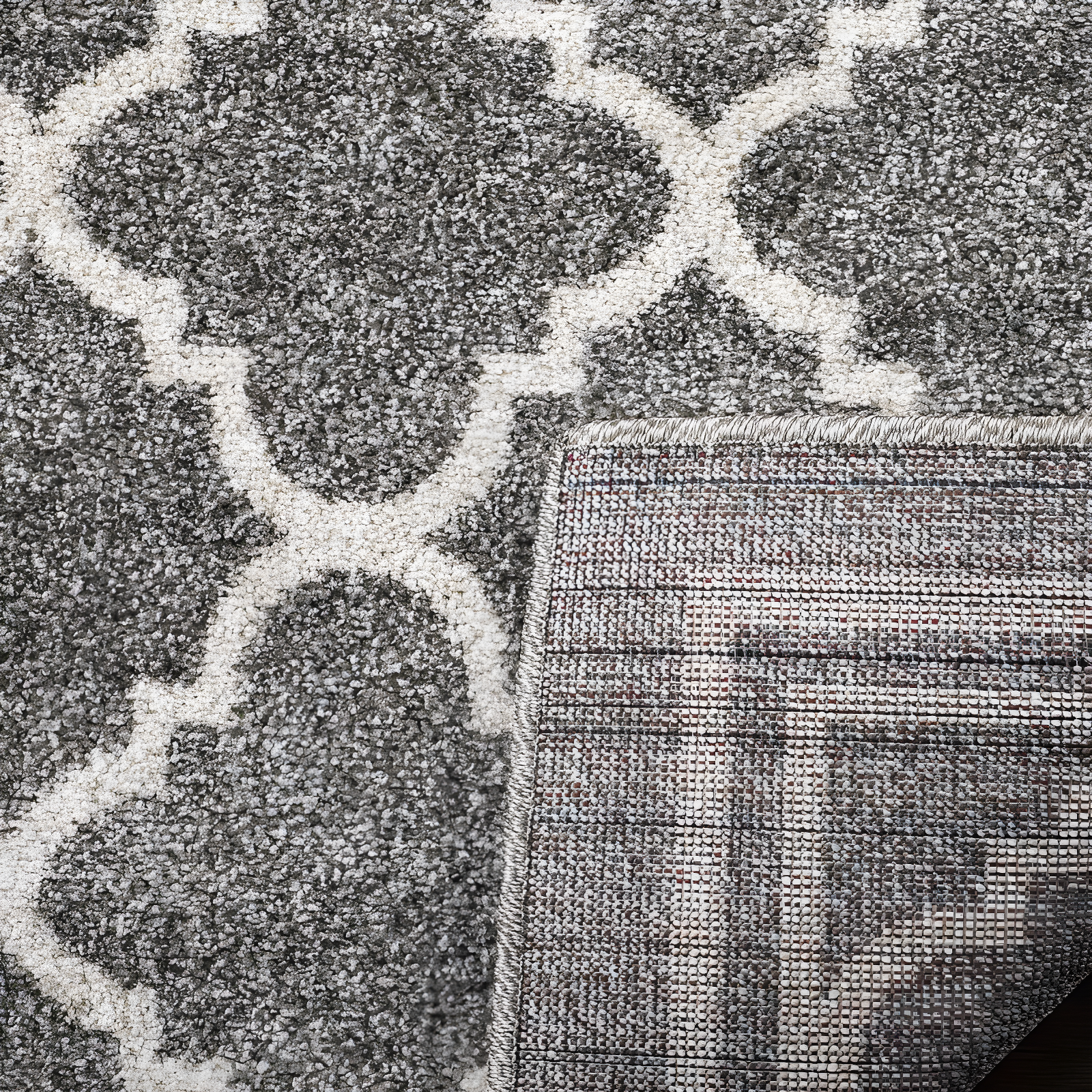 Amherst AMT422 Power Loomed Indoor Area Rug - Dark Grey/Beige - 5'x5' - Safavieh