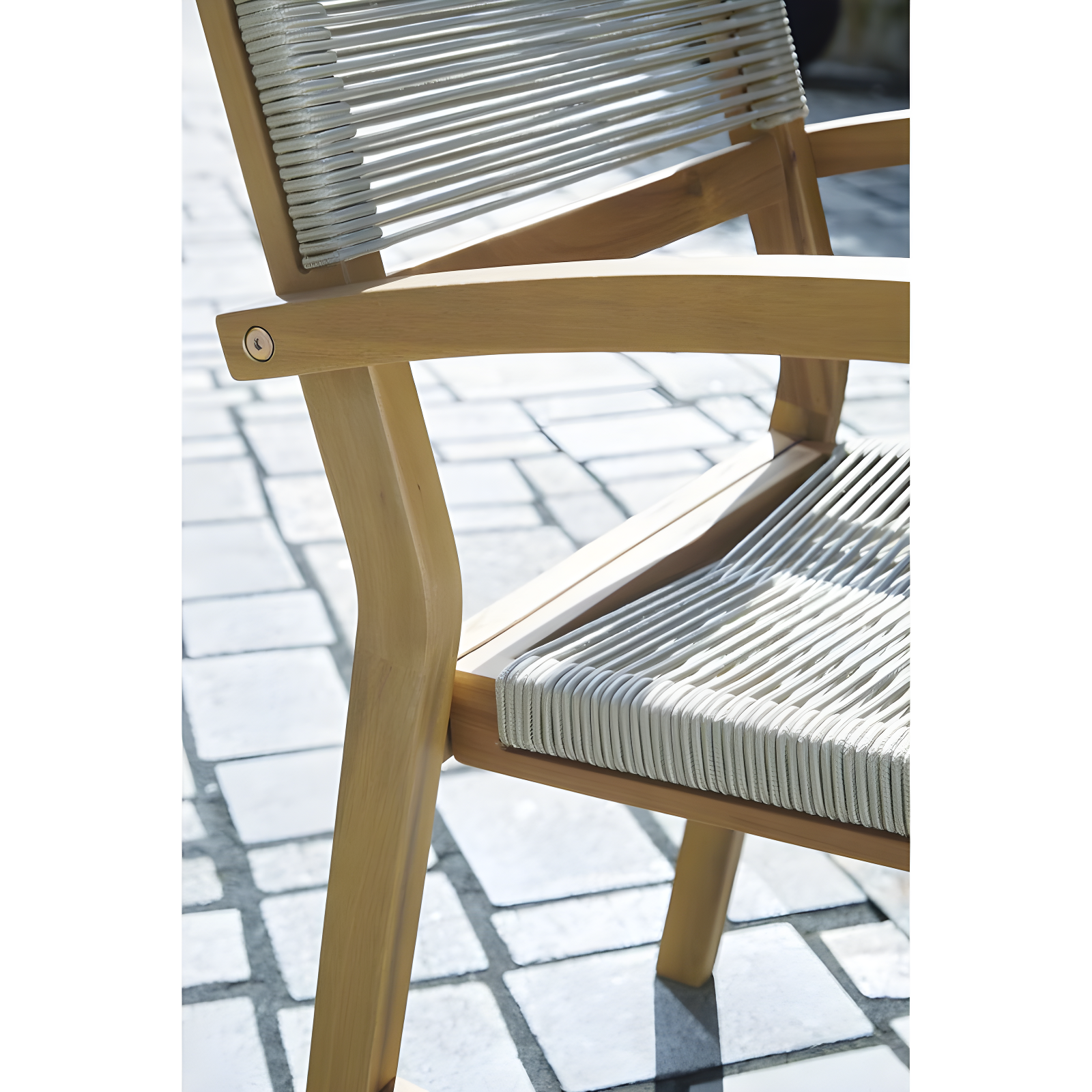 Signature Design by Ashley Janiyah Rope Back Outdoor Dining Arm Chair (Set of 2), Light Brown