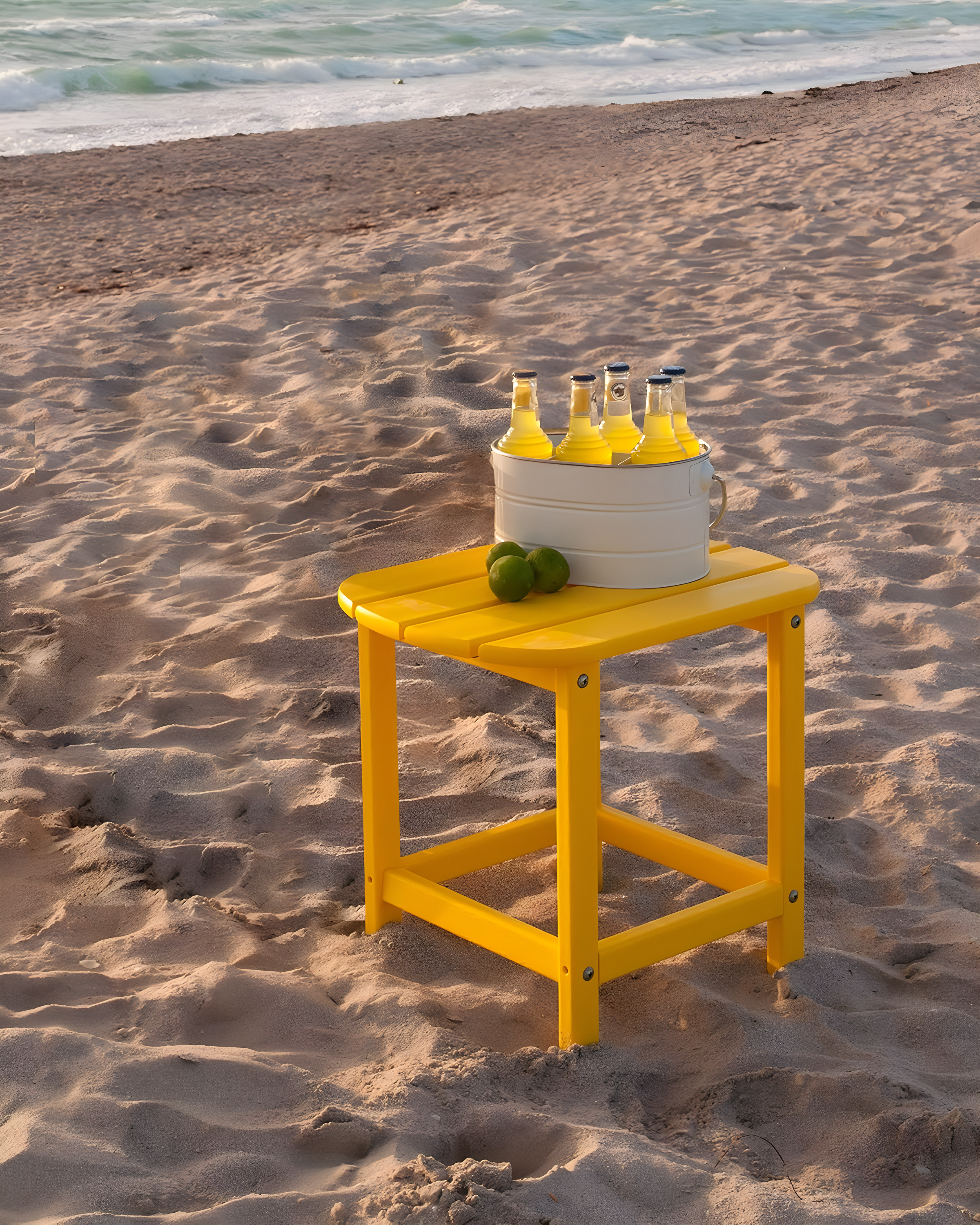 South Beach 18" Side Table