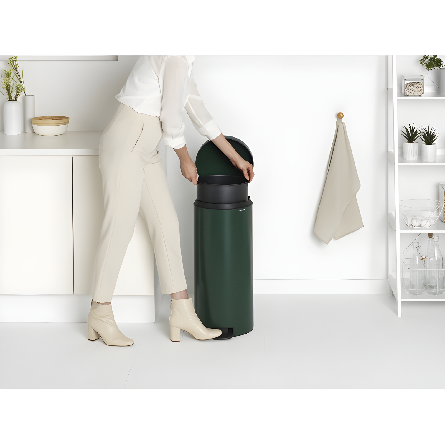 Brabantia NewIcon Step On Trash Can, 8 Gallon (30 Liter)