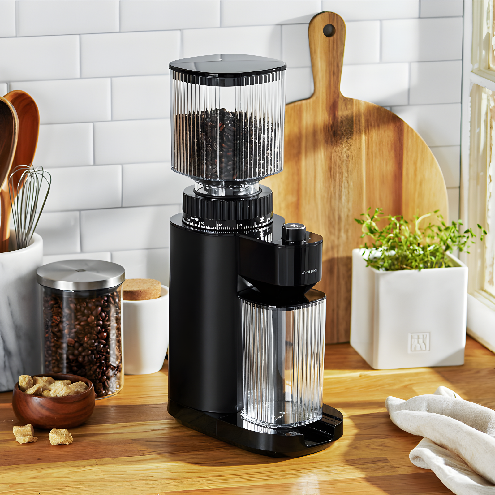 ZWILLING Enfinigy Burr Coffee Grinder Electric, 140 Coffee Grinding Options from Espresso to Drip Coffee