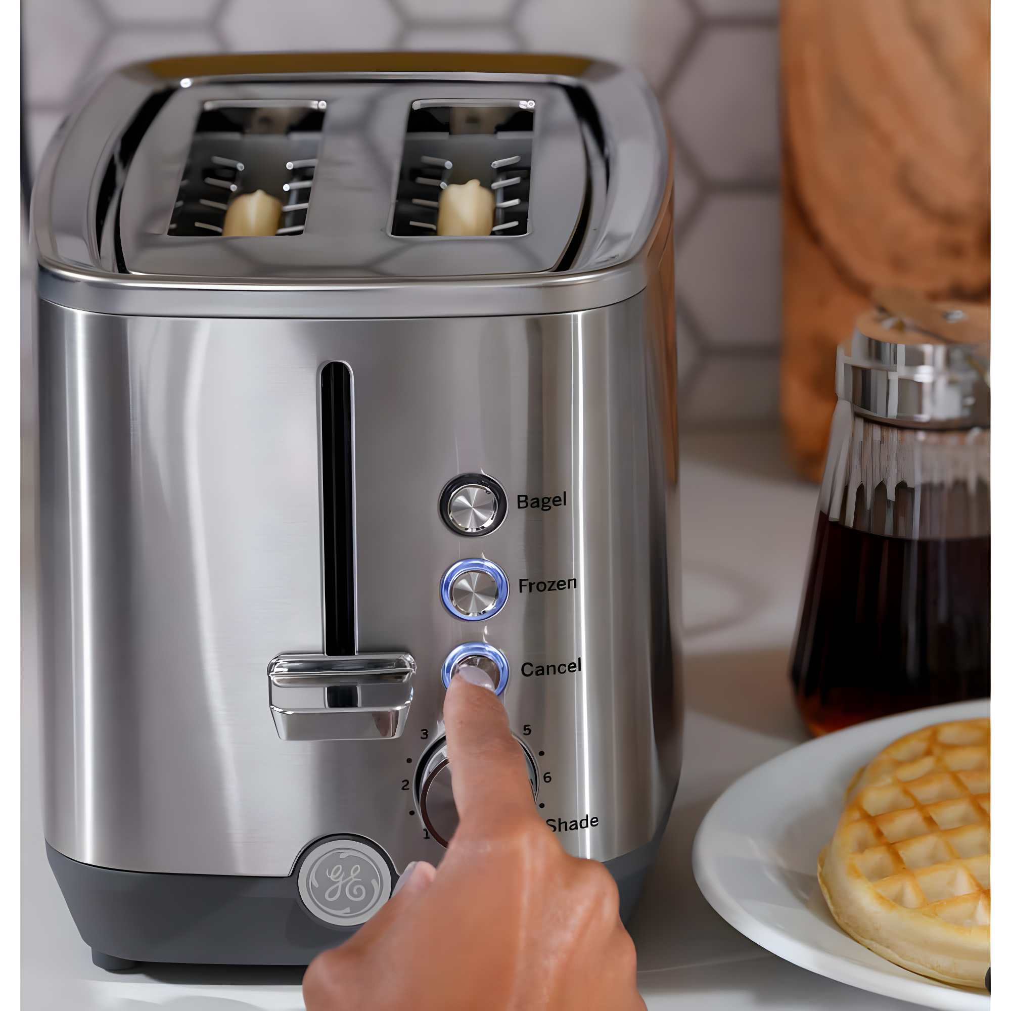 GE Appliances GE 2-Slice Toaster