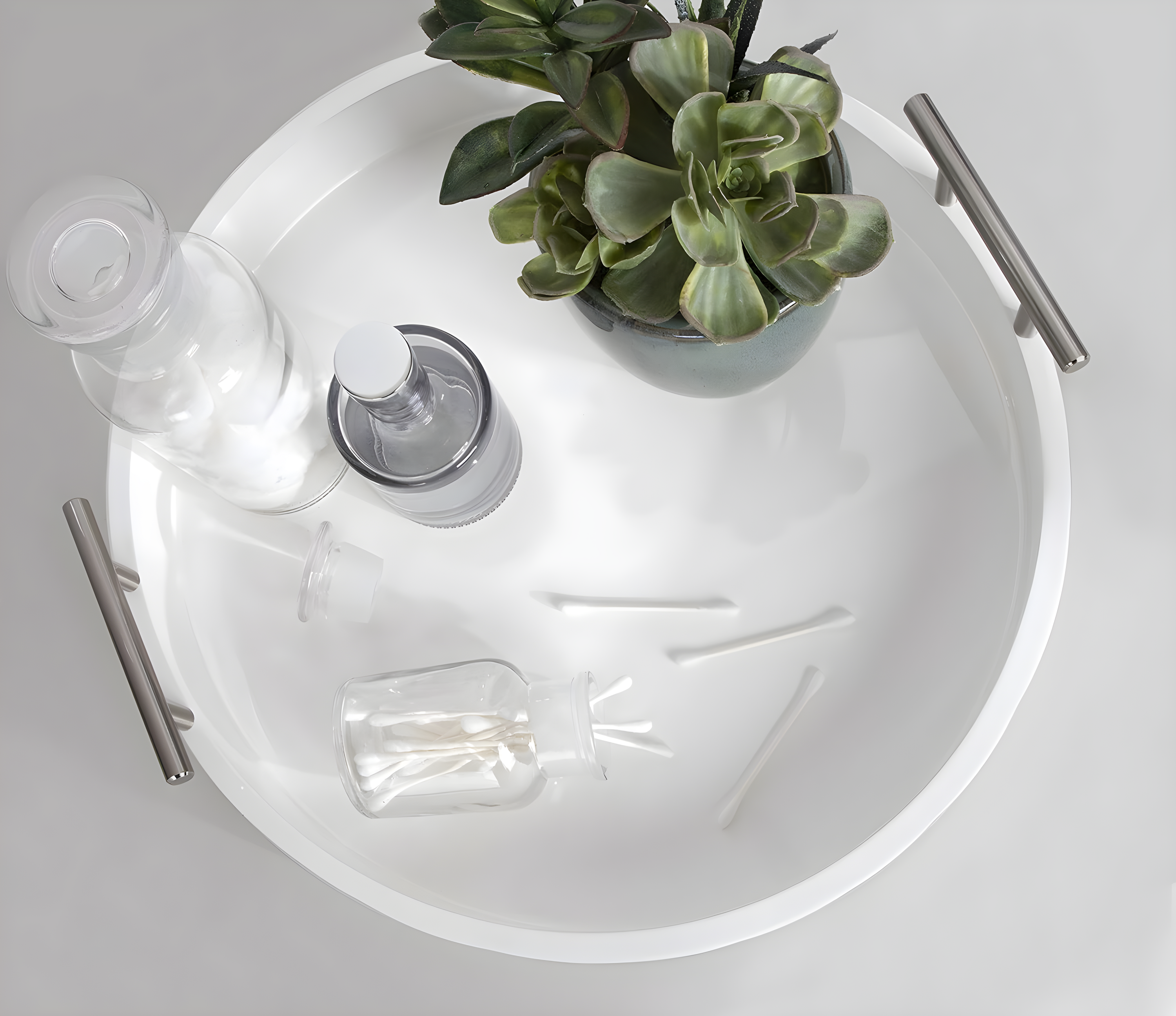 Kate and Laurel Lipton Tray, 15.5" Diameter, White and Silver