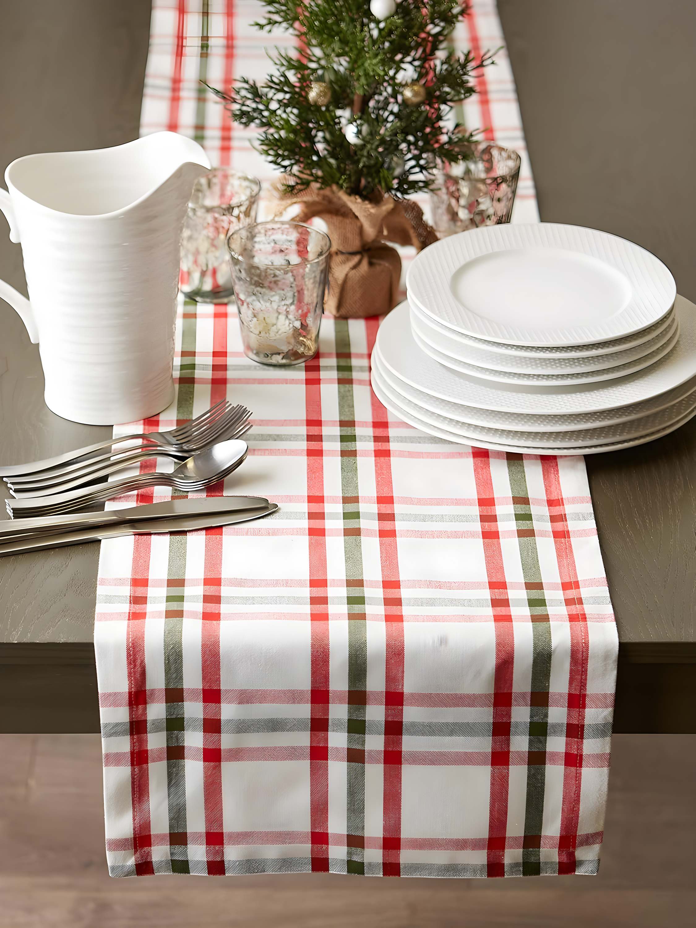 Design Imports  Christmas Nutcracker Plaid Table Runner, Red/Green, 14X108"