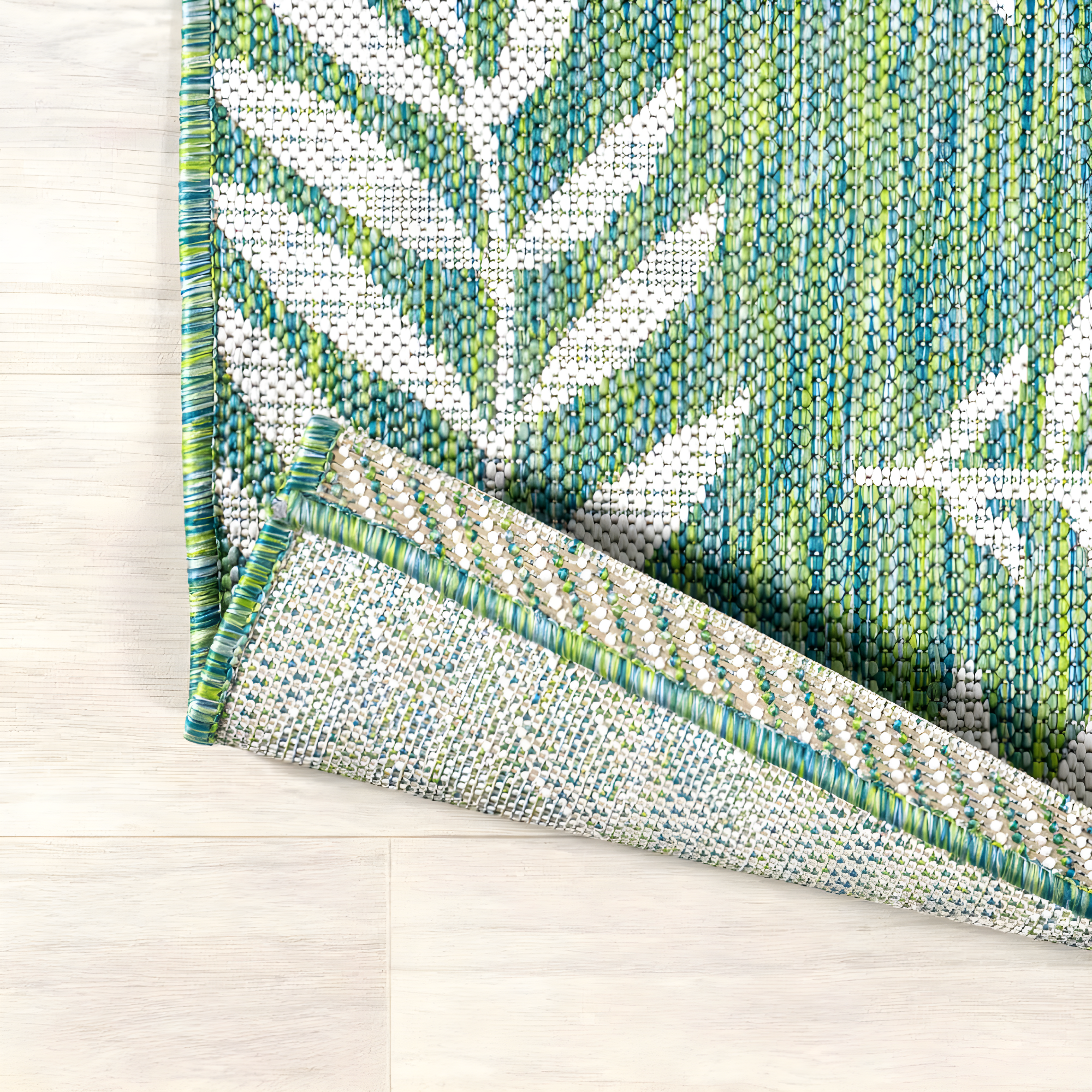 3' x 5' Nevis Palm Frond Indoor/Outdoor Area Rug, Cream/Green - JONATHAN Y